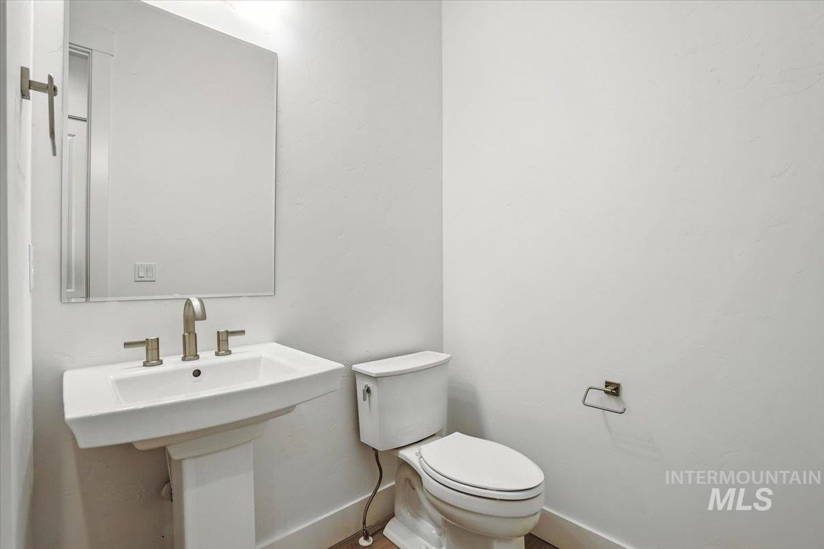 2195 N Mountain Vista Ave Property Photo 29