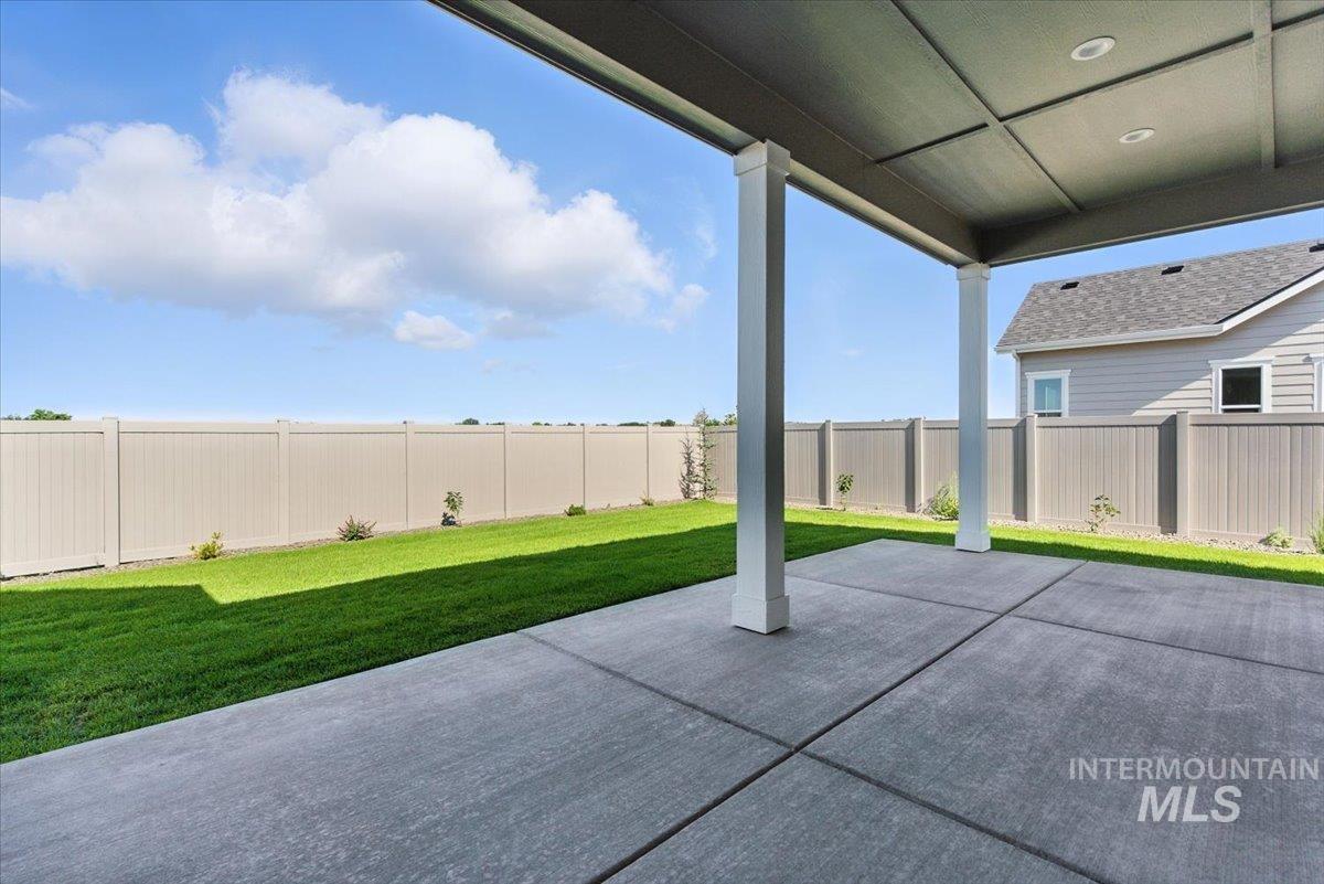 2195 N Mountain Vista Ave Property Photo 35