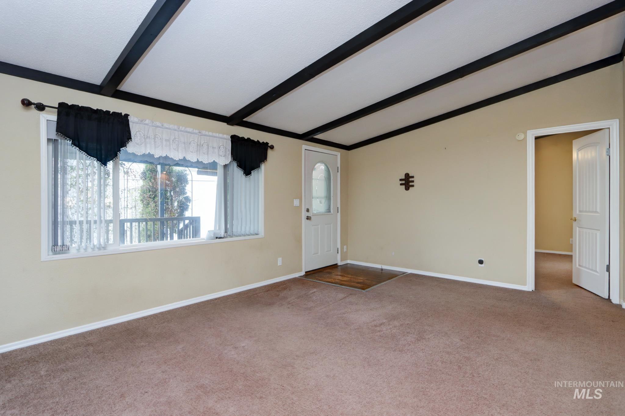 1116 Johnson Avenue Property Photo 8