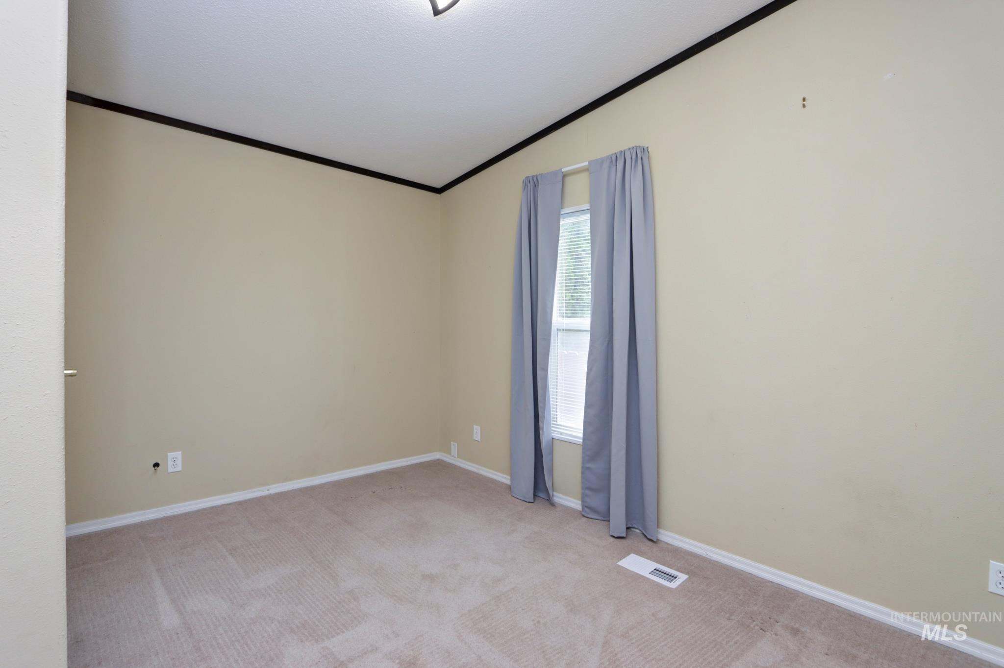 1116 Johnson Avenue Property Photo 21