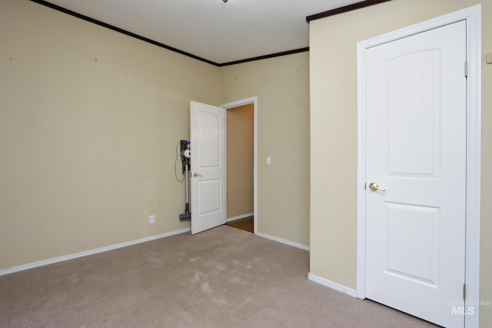 1116 Johnson Avenue Property Photo 22