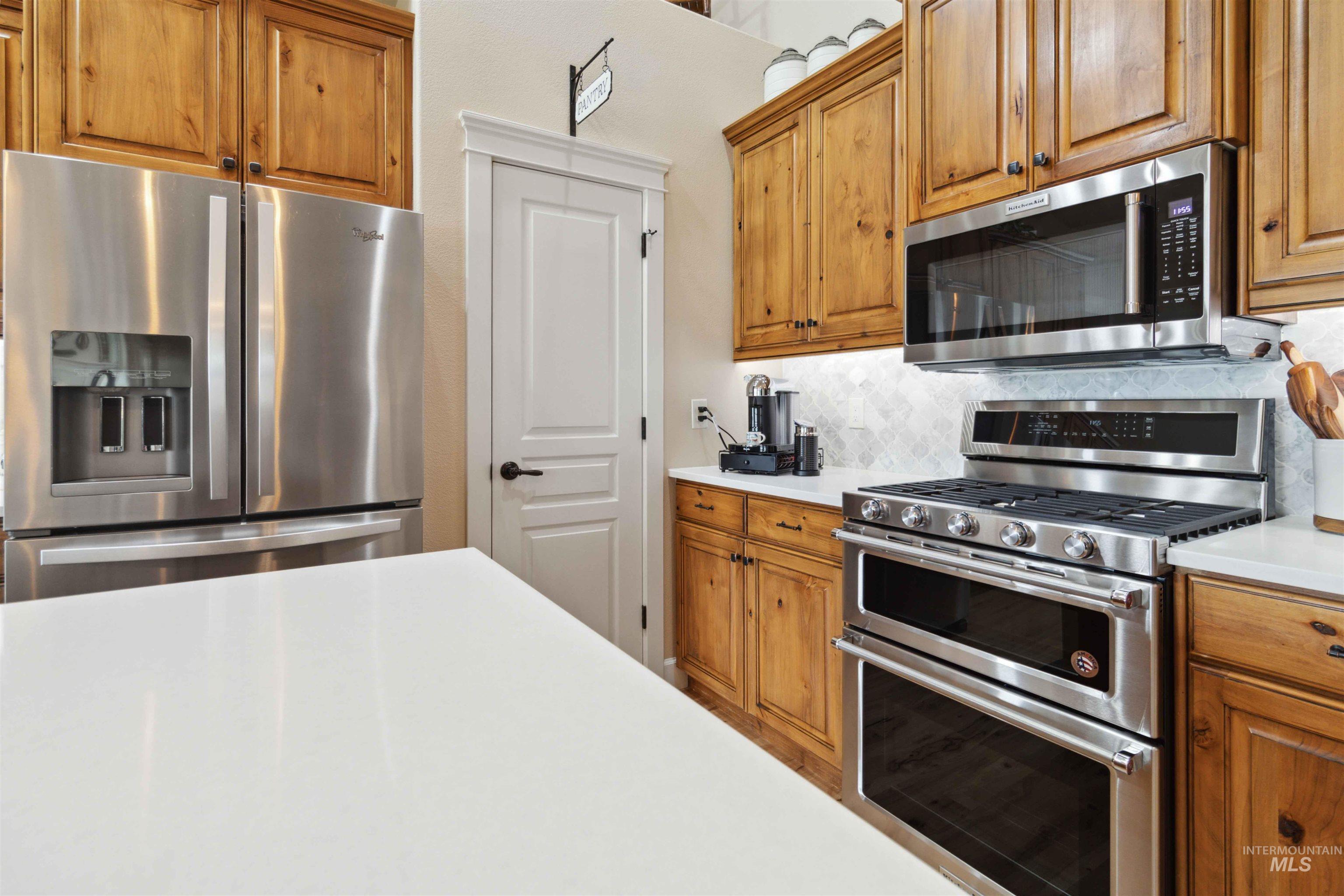 15702 Venus Ct Property Photo 15