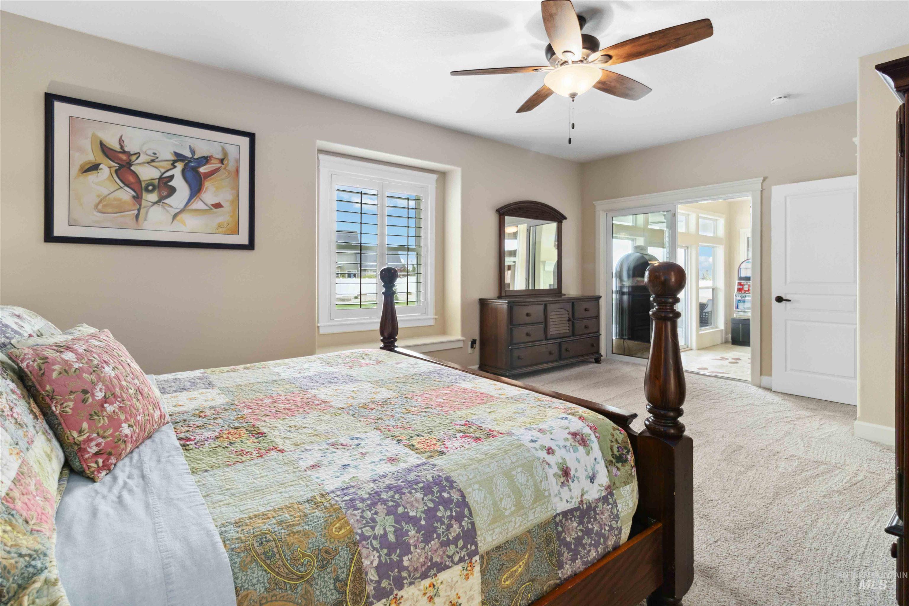 15702 Venus Ct Property Photo 26