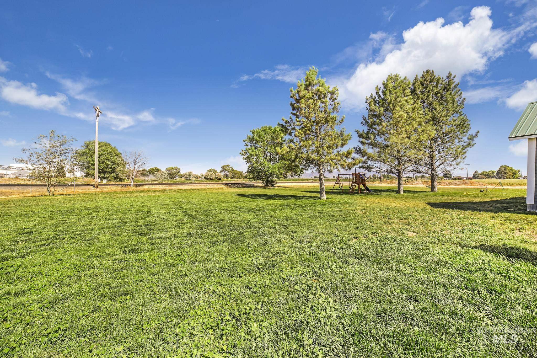 403 W Highway 30 Property Photo 29