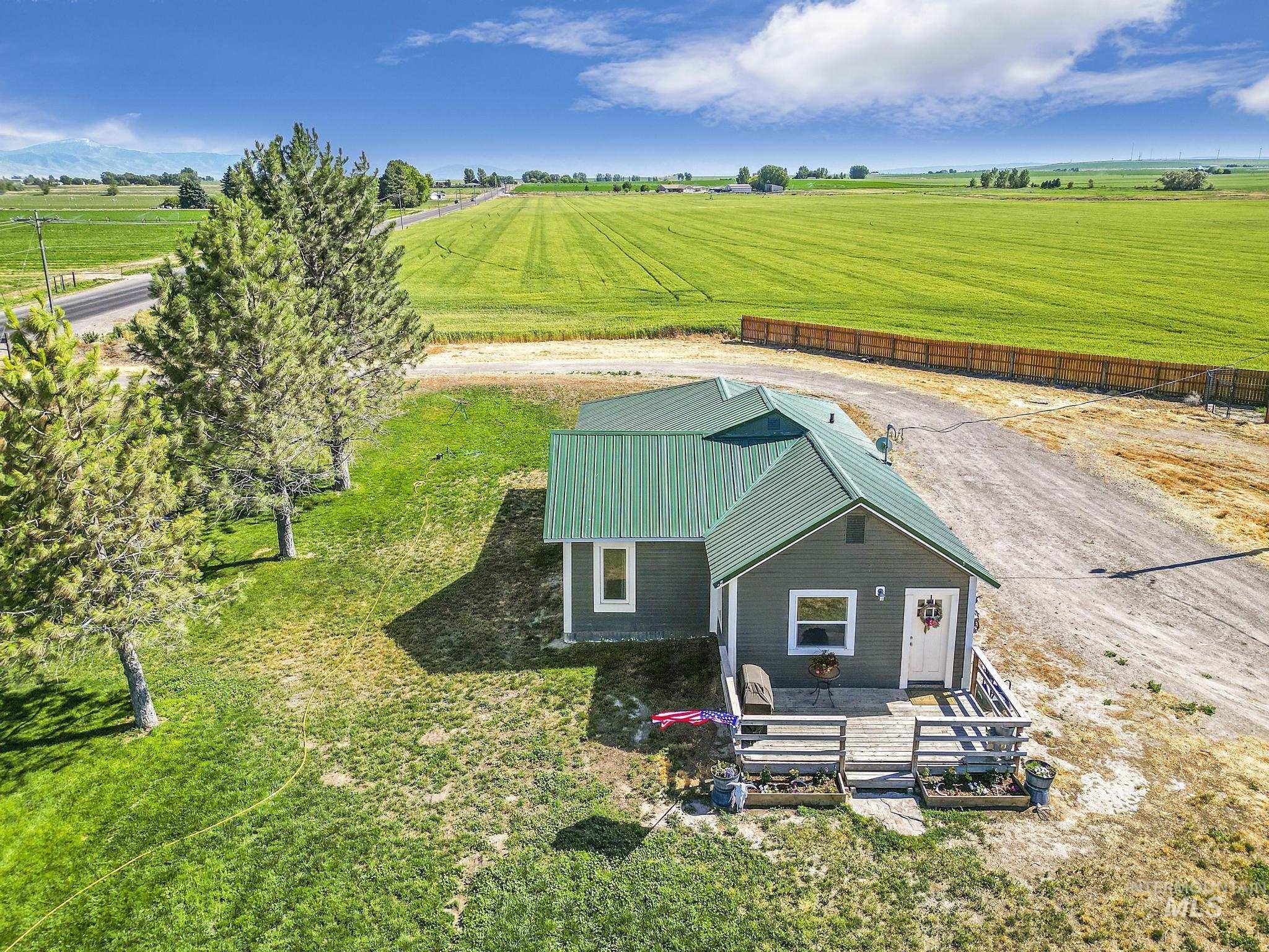 403 W Highway 30 Property Photo 45