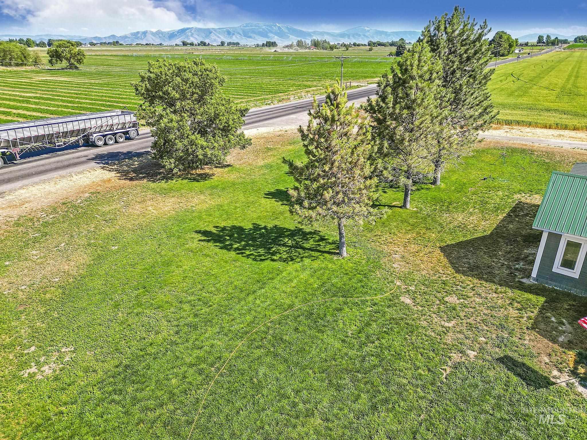 403 W Highway 30 Property Photo 46