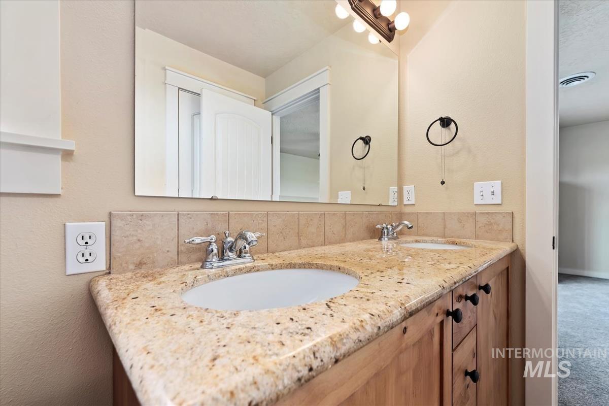 2869 N. Christian Way Property Photo 30