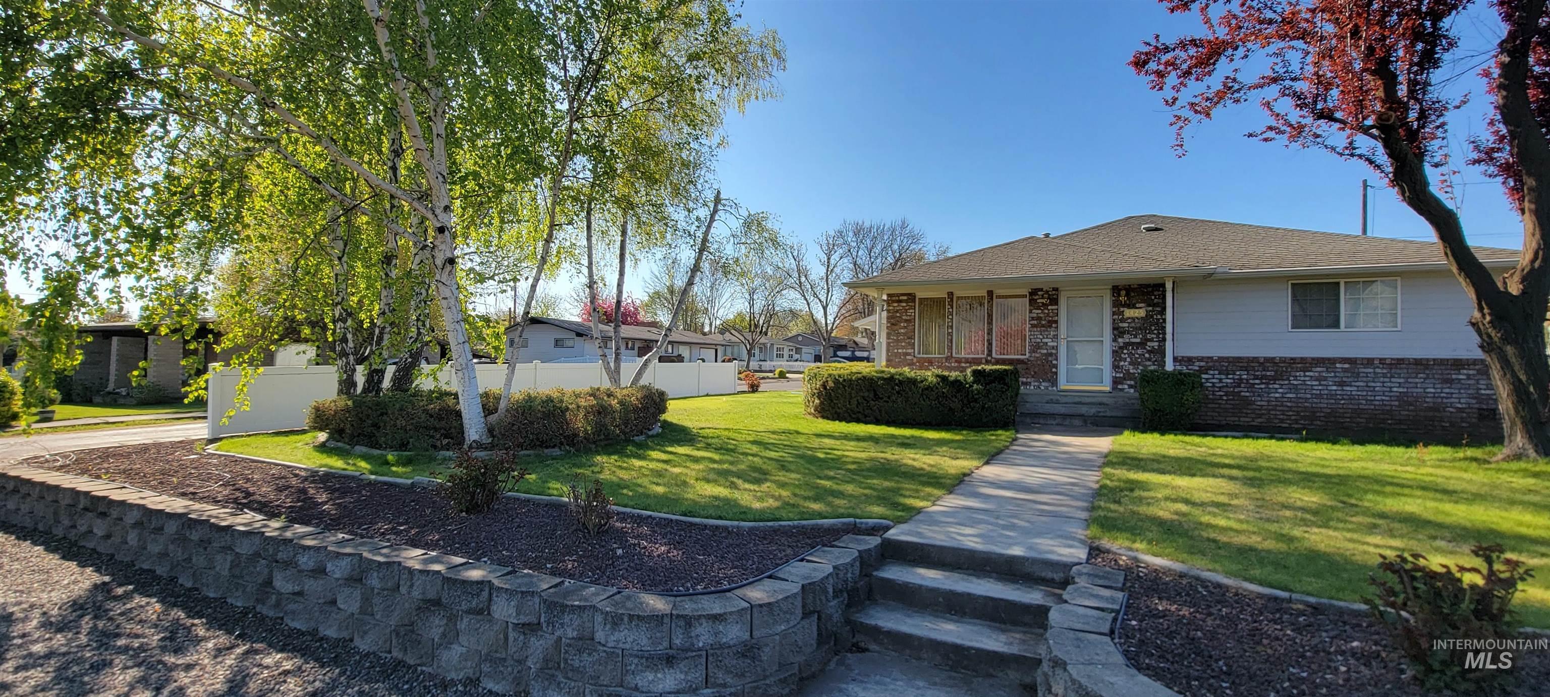 1425 Birch Property Photo
