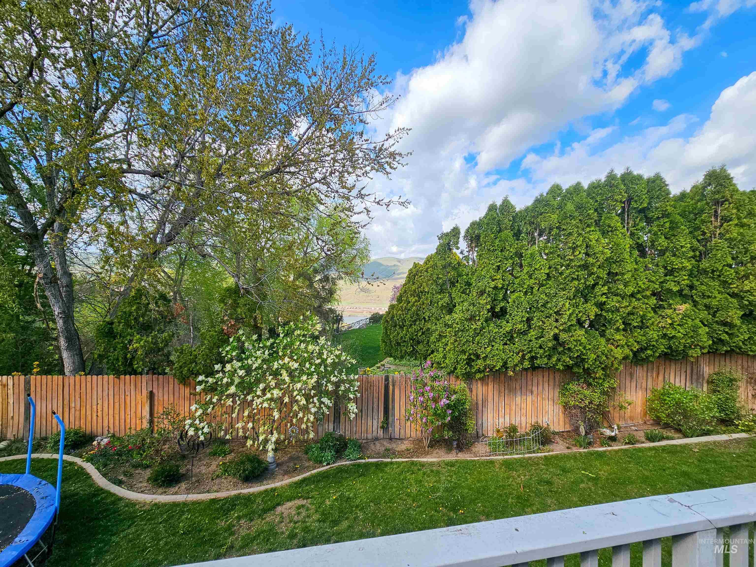 2390 Rolling Hills Drive Property Photo 30