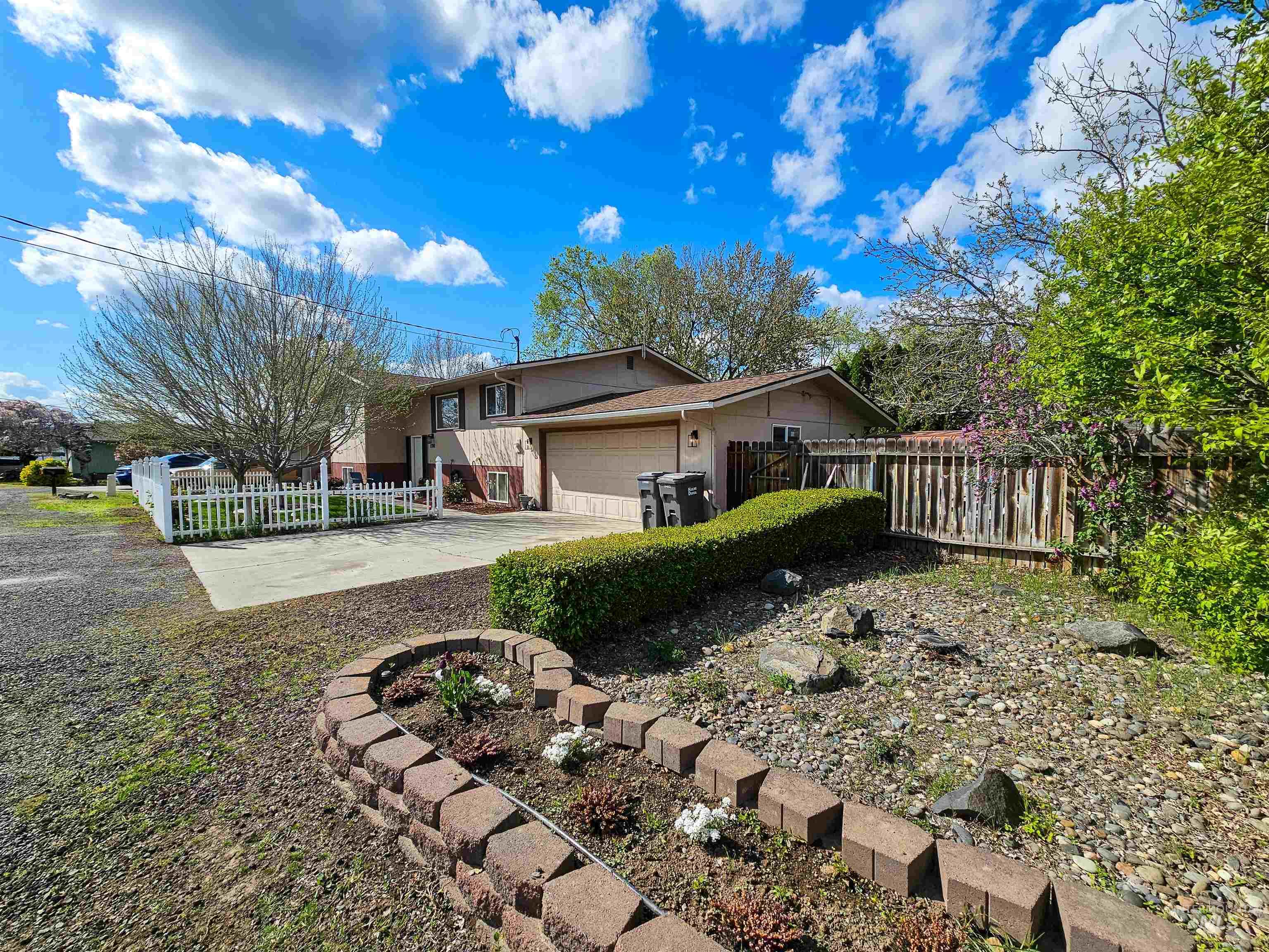 2390 Rolling Hills Drive Property Photo 35