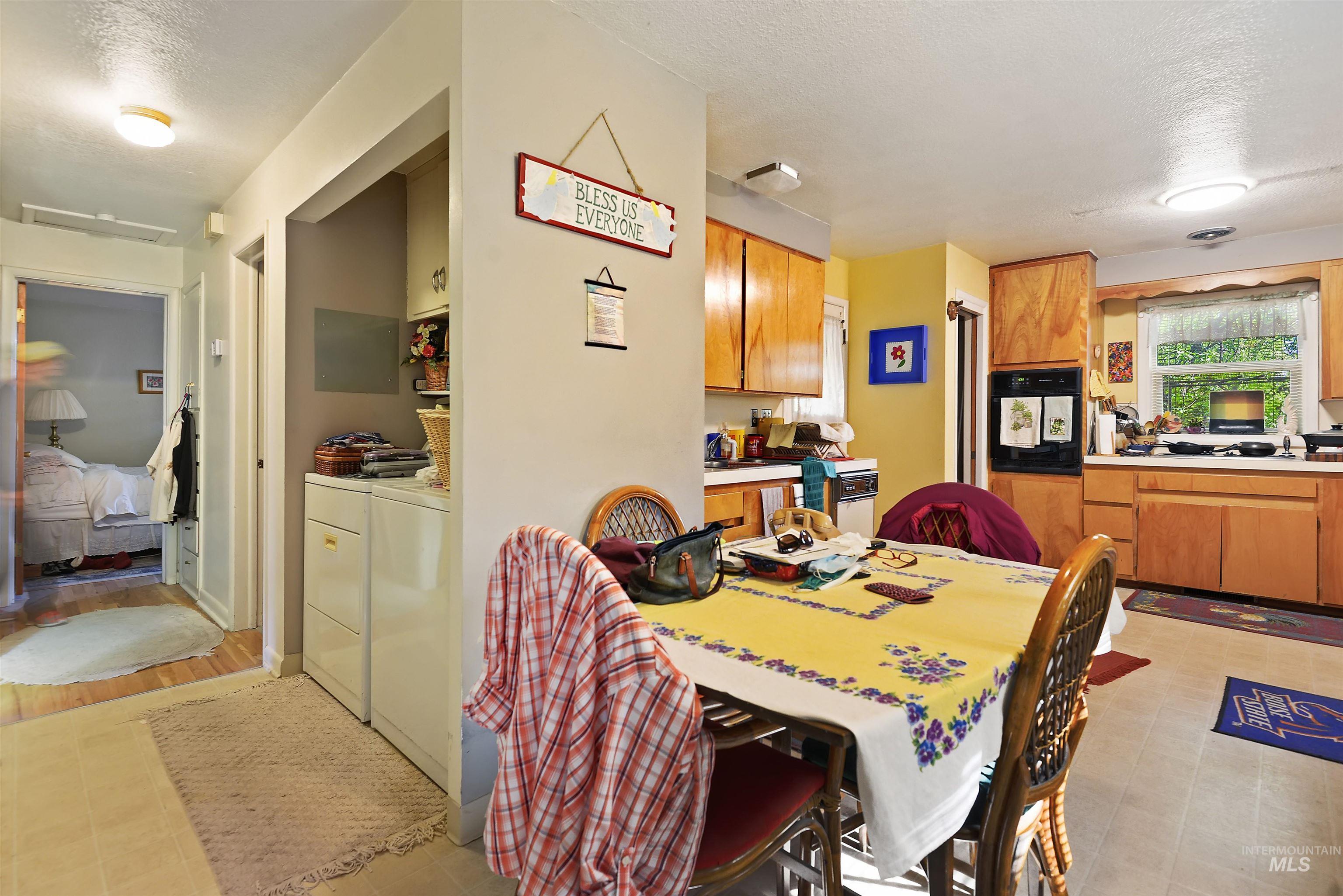 1206 S. Owyhee St. Property Photo 10