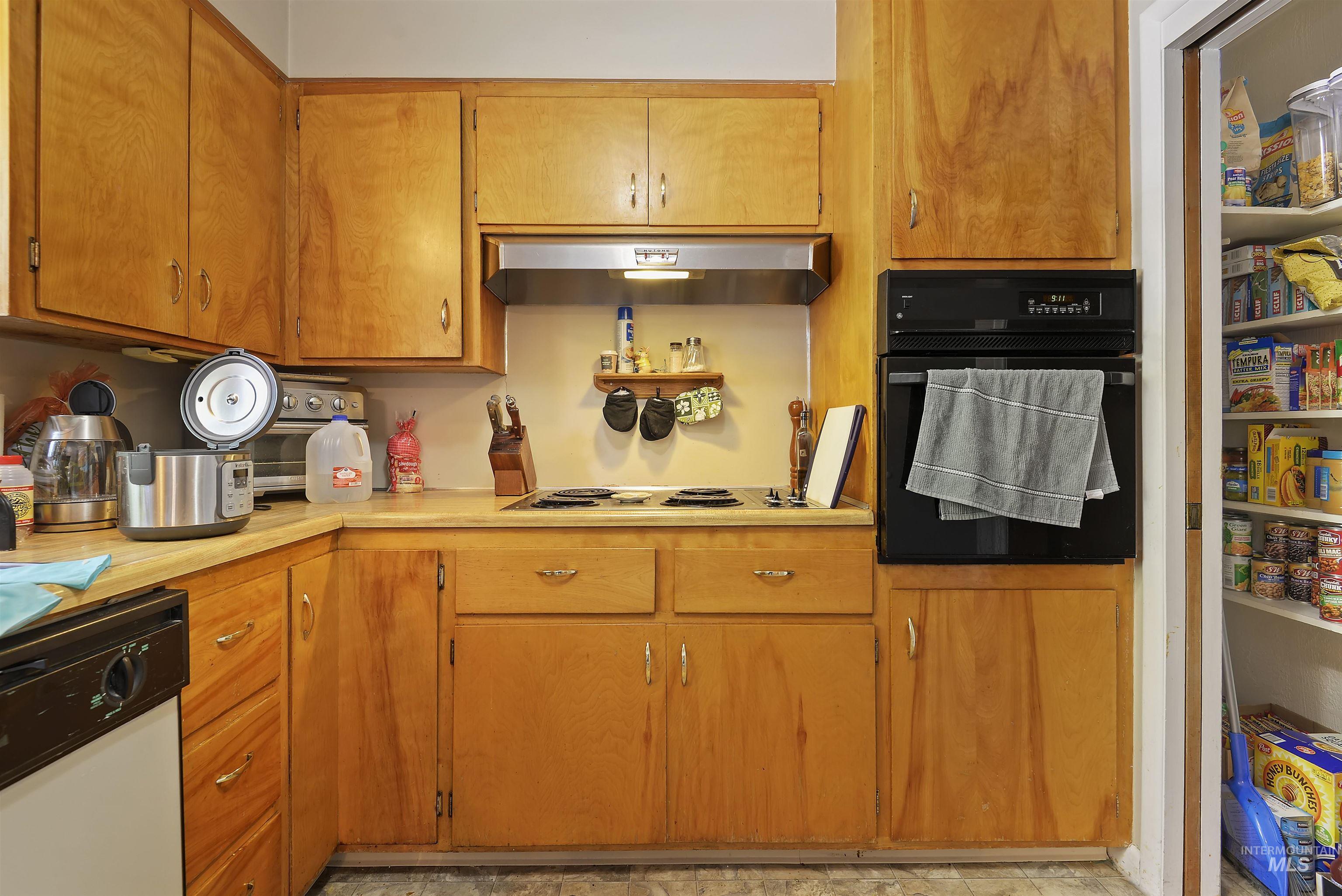 1206 S. Owyhee St. Property Photo 12