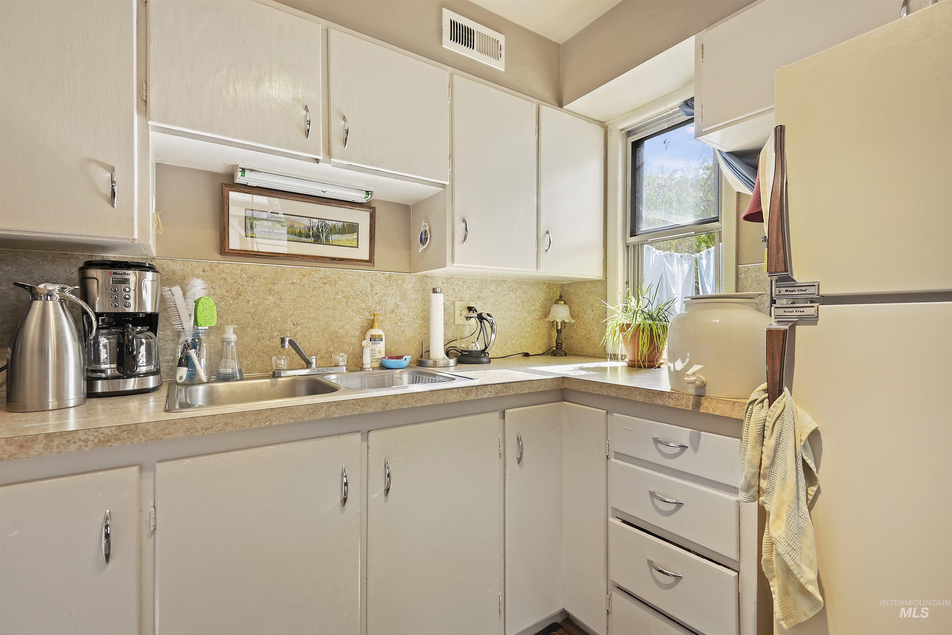 1206 S. Owyhee St. Property Photo 35