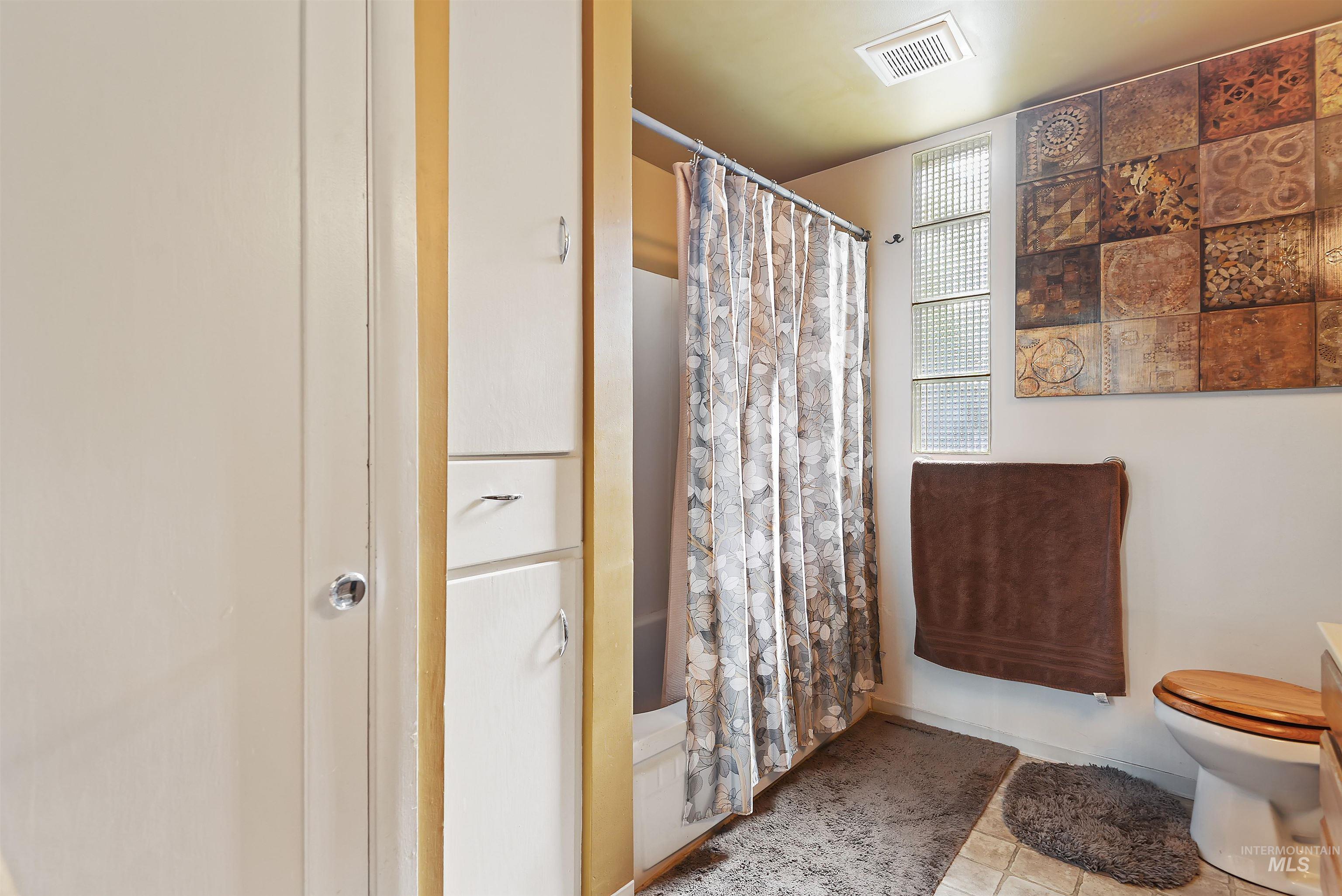 1206 S. Owyhee St. Property Photo 41