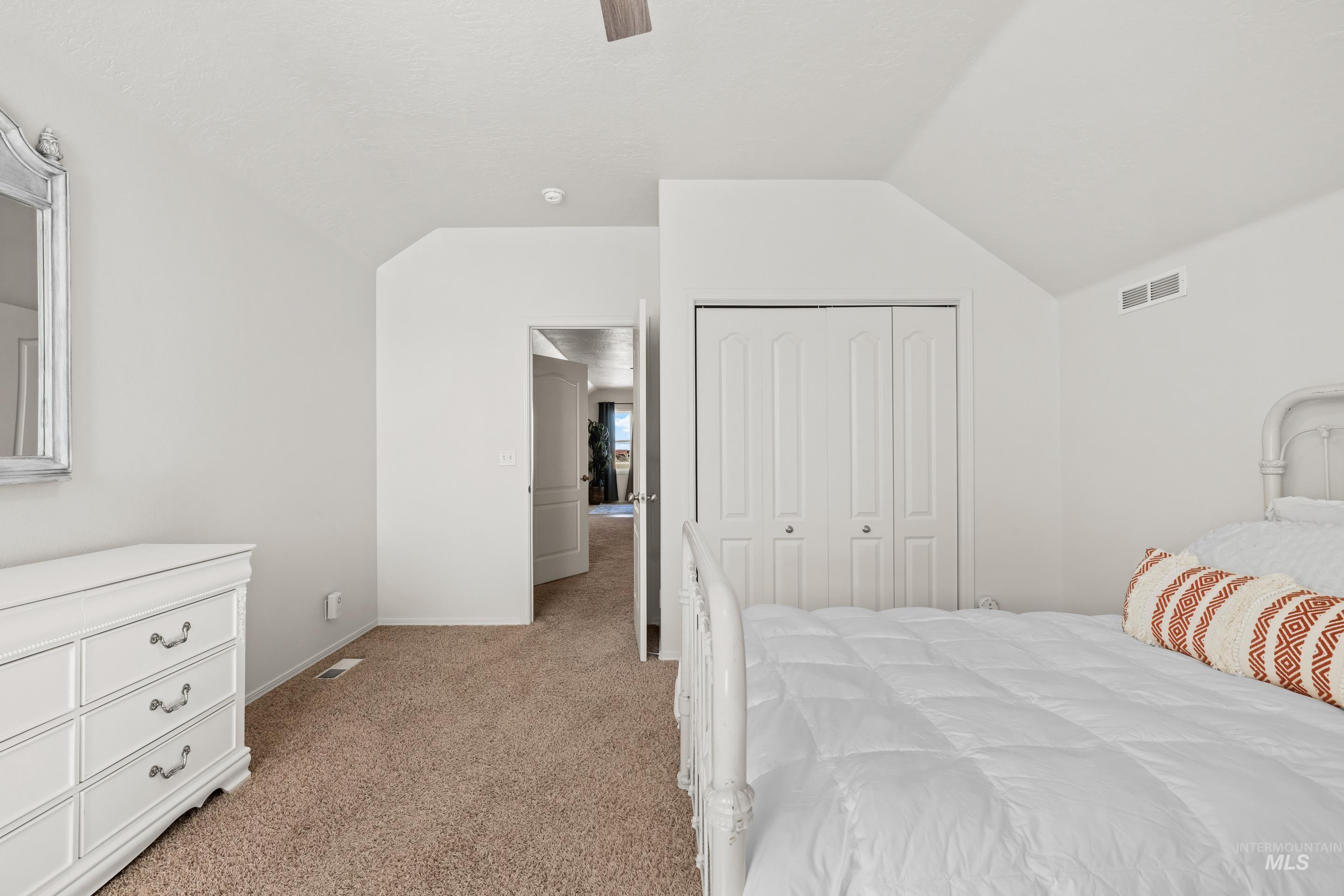 18786 N Franklin Blvd Property Photo 32