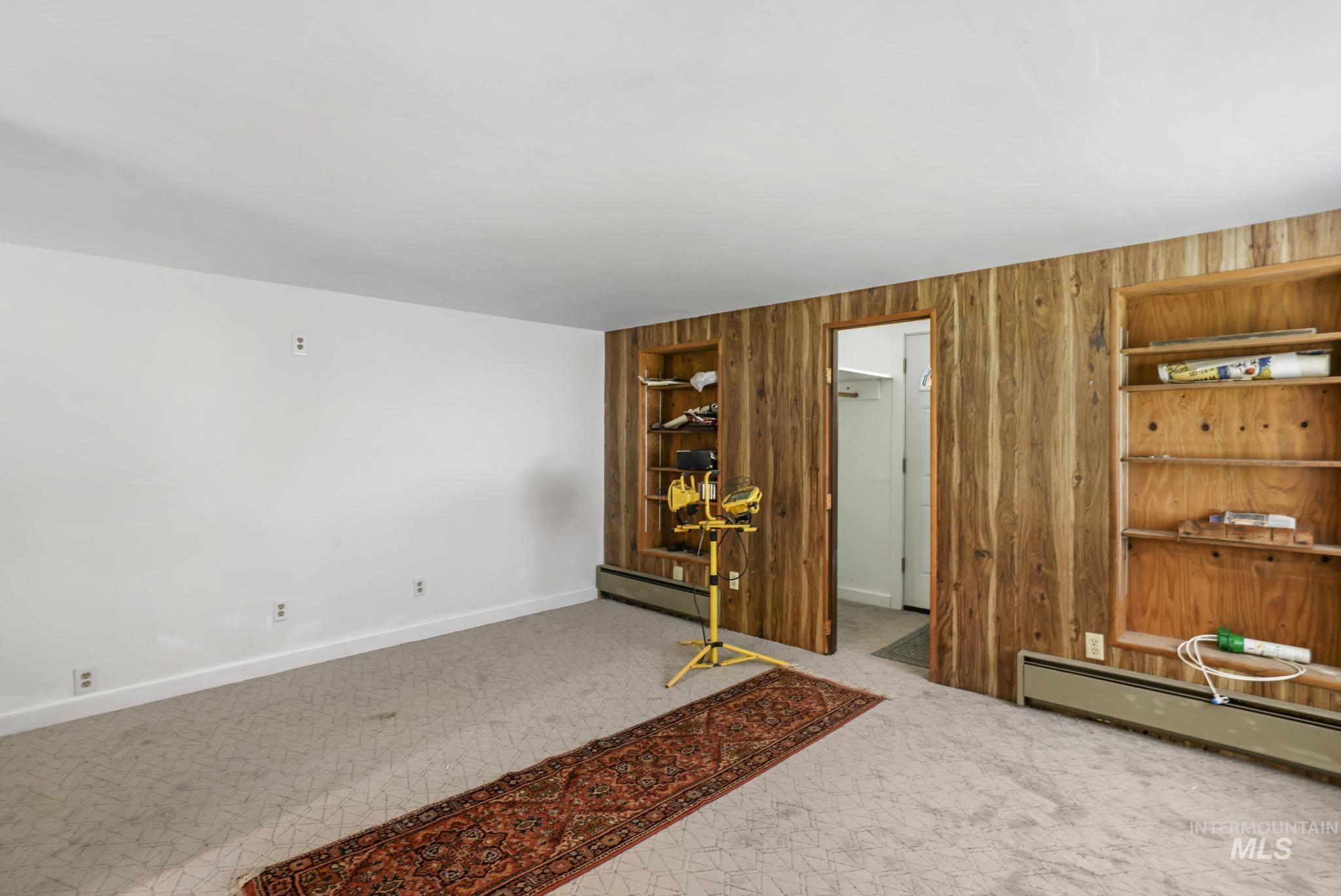 370 E Orchard Property Photo 13