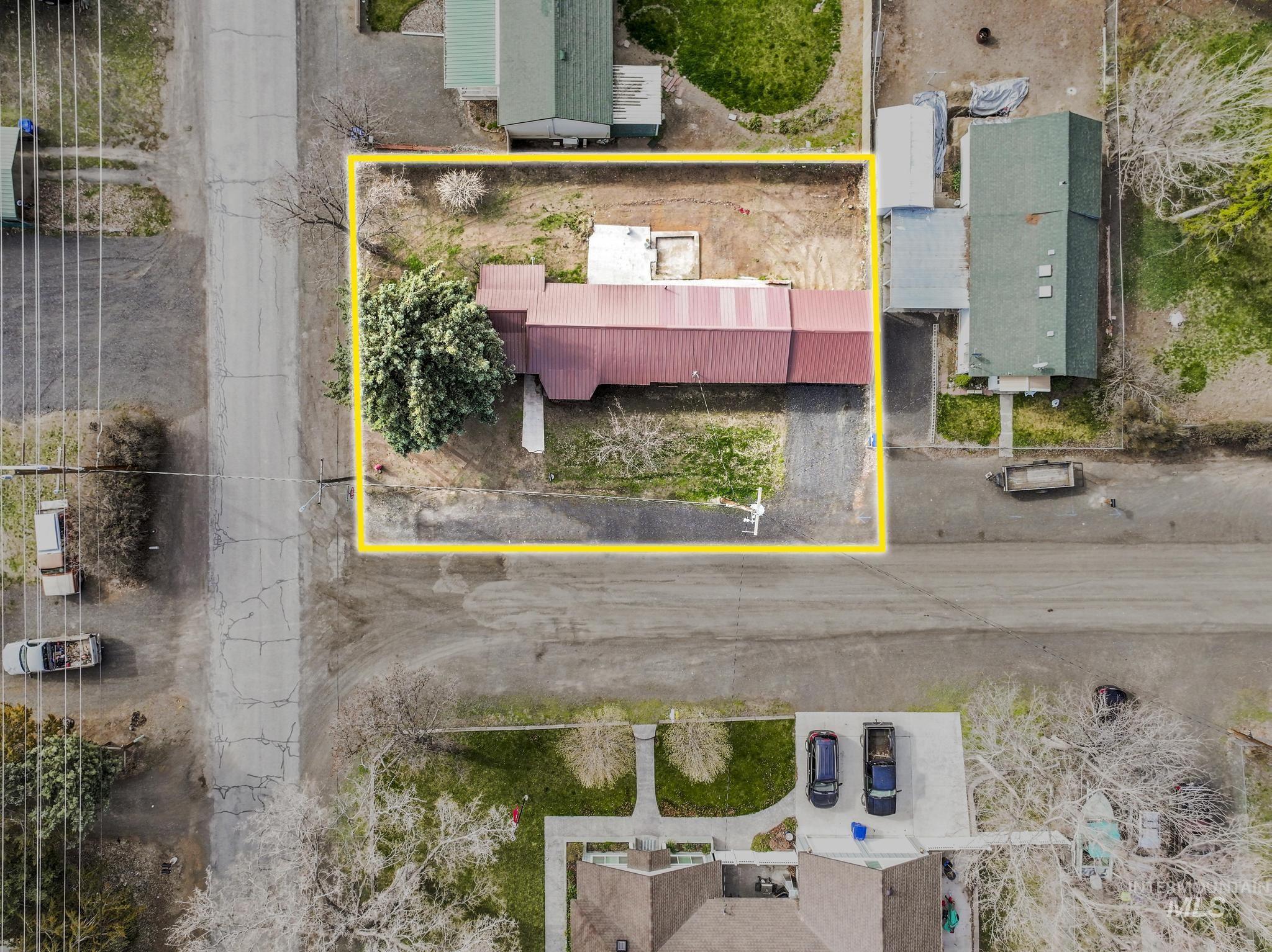 370 E Orchard Property Photo 17