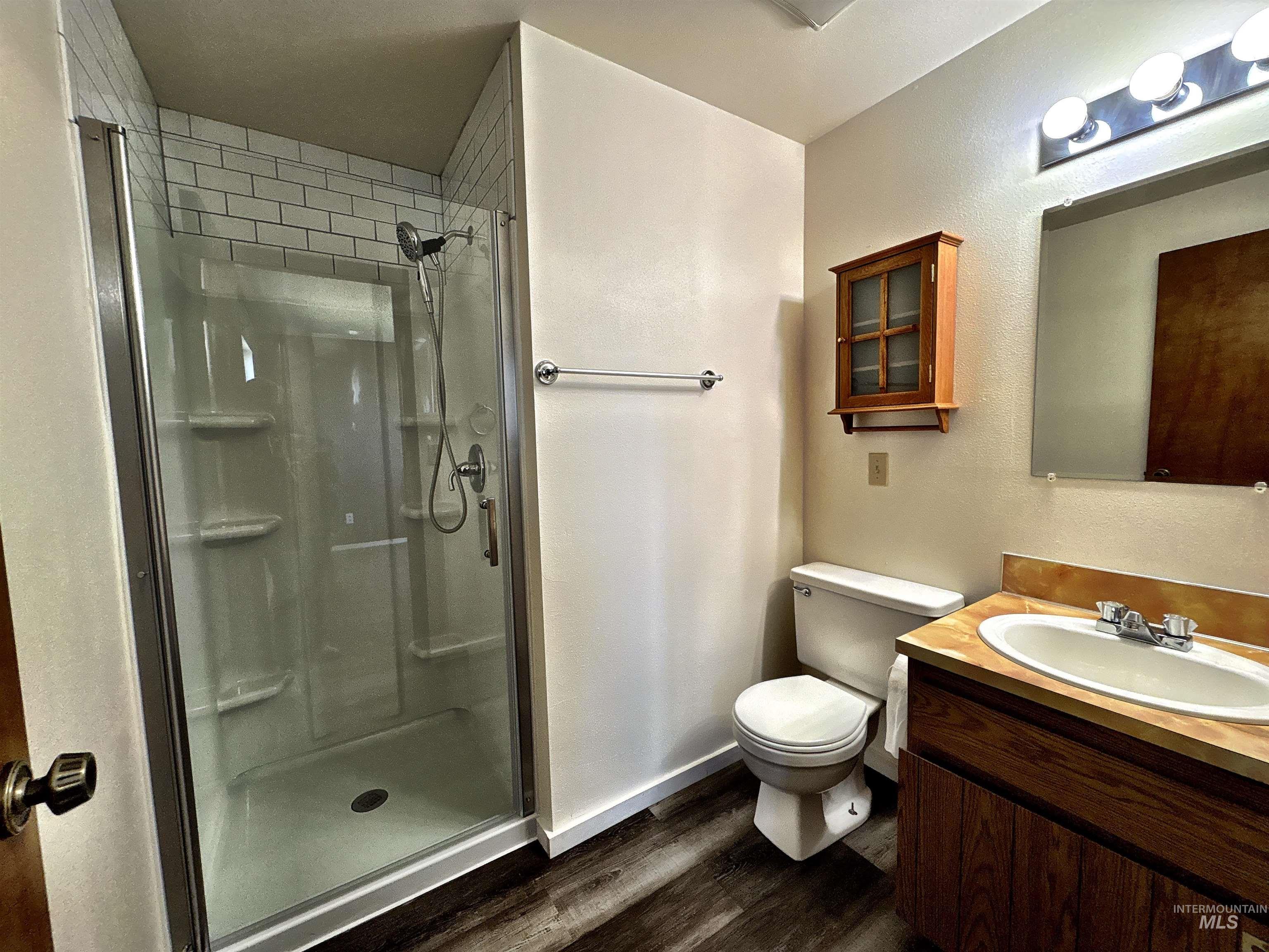 1805 Stonetree Drive Property Photo 14