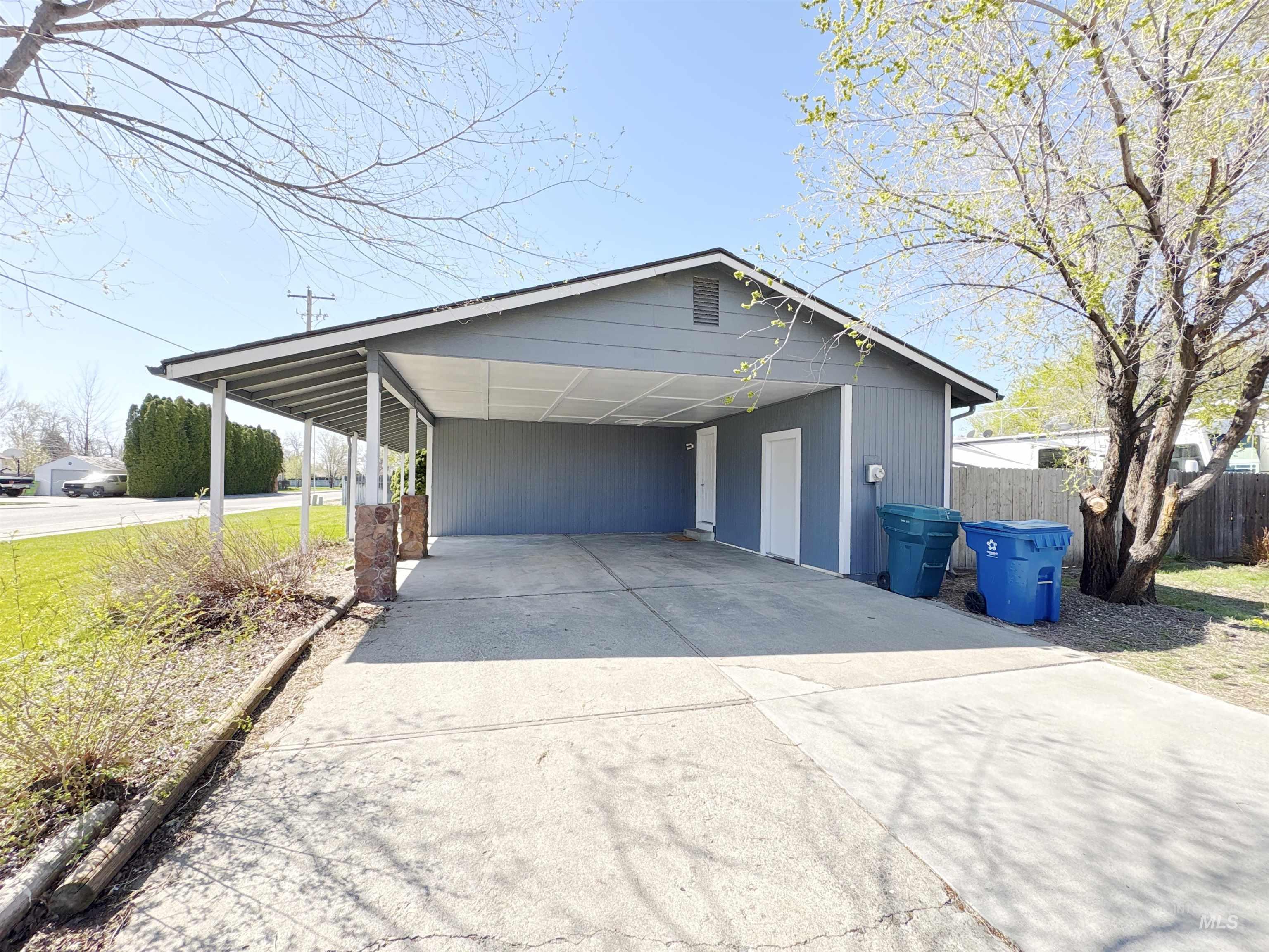 1805 Stonetree Drive Property Photo 20