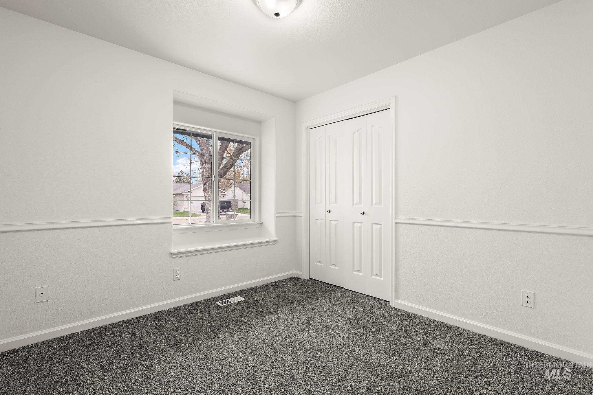 10906 W Altair St Property Photo 23