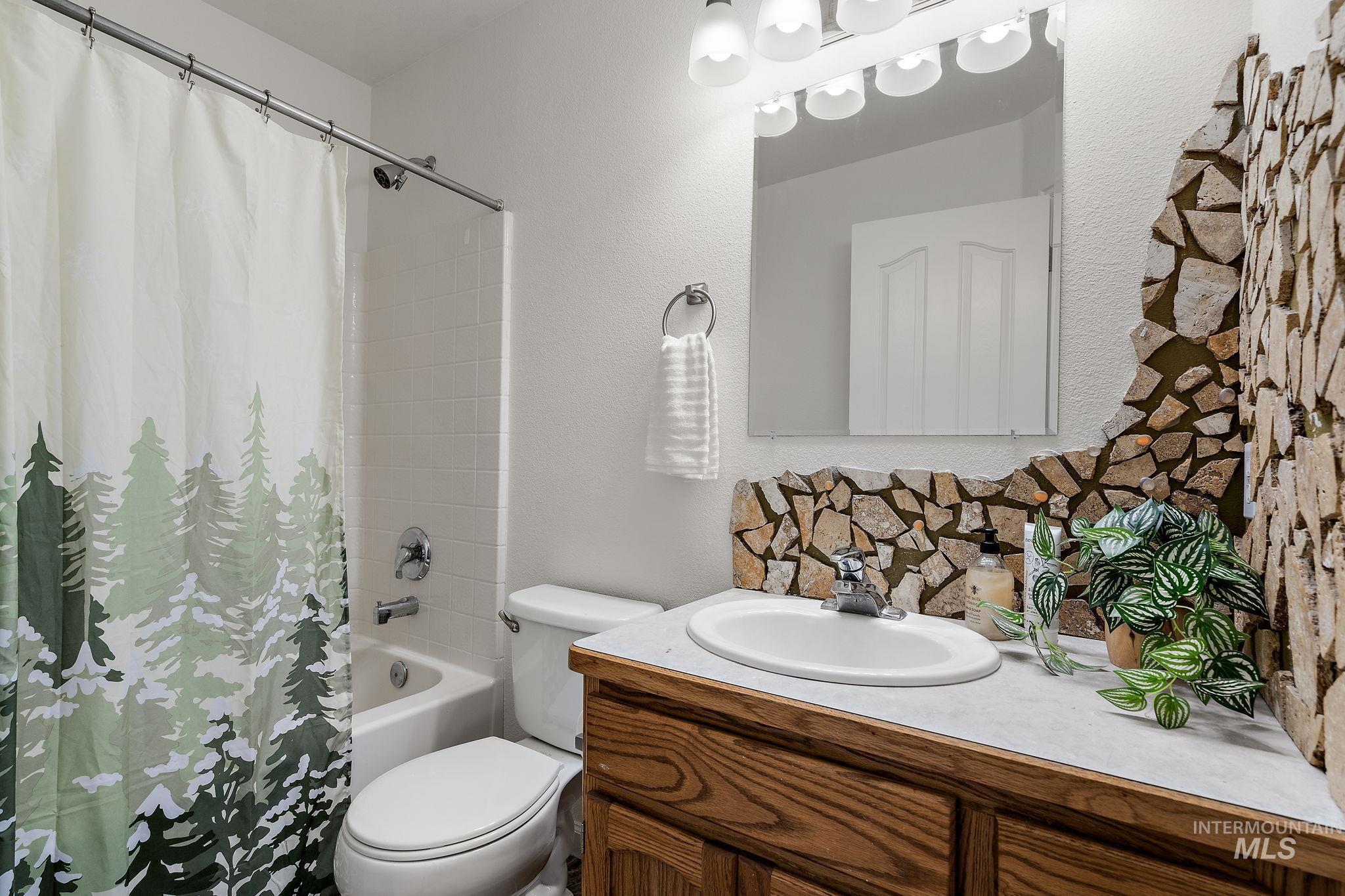 10906 W Altair St Property Photo 25