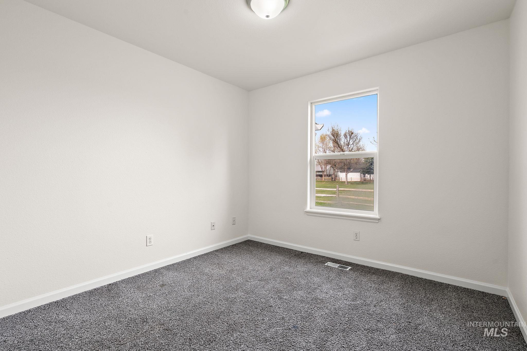 10906 W Altair St Property Photo 34