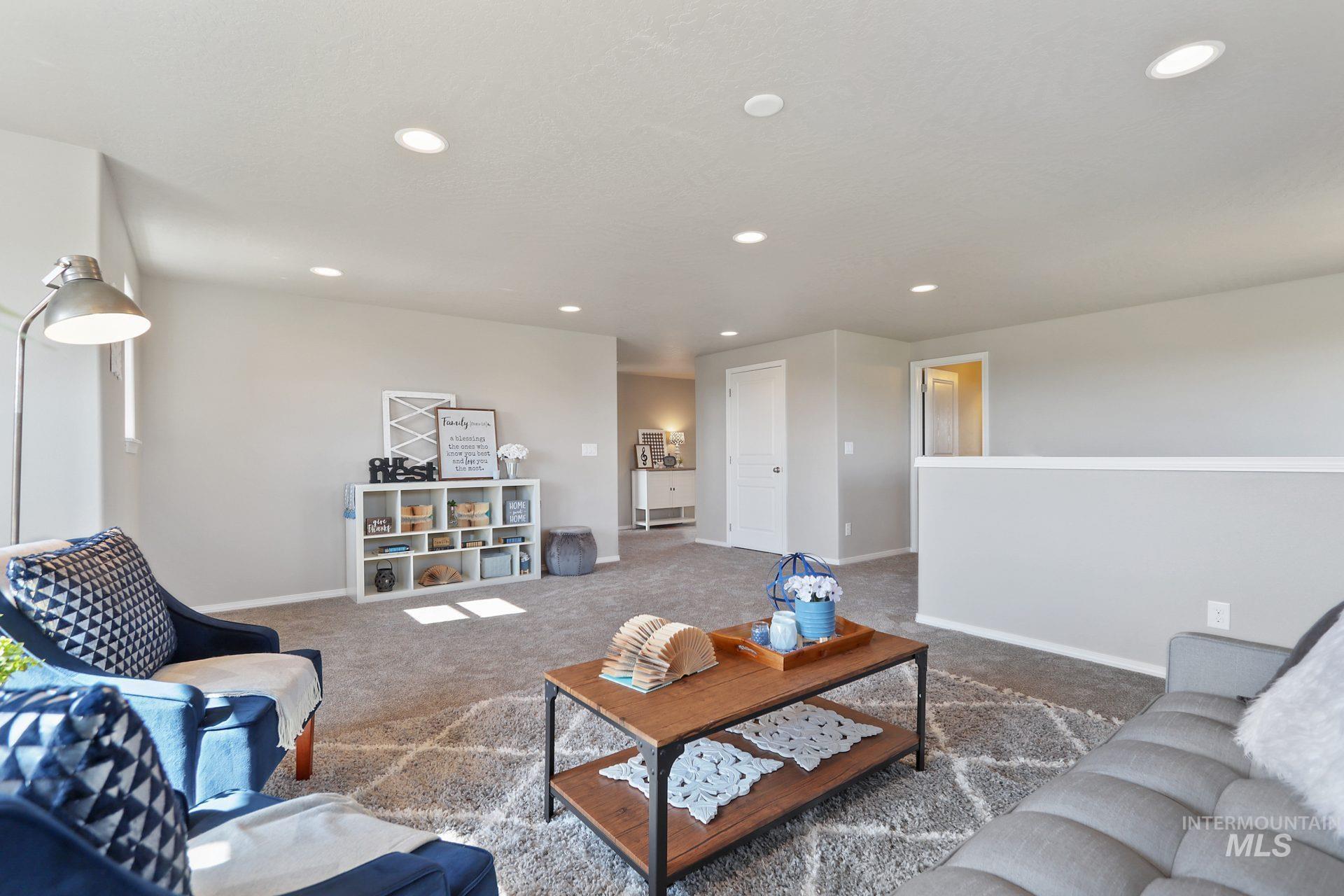 1676 Tule Dr. Property Photo 6
