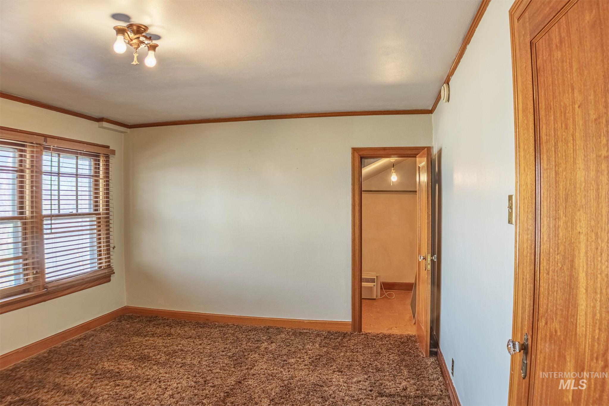 560 Blue Lakes Blvd Property Photo 23