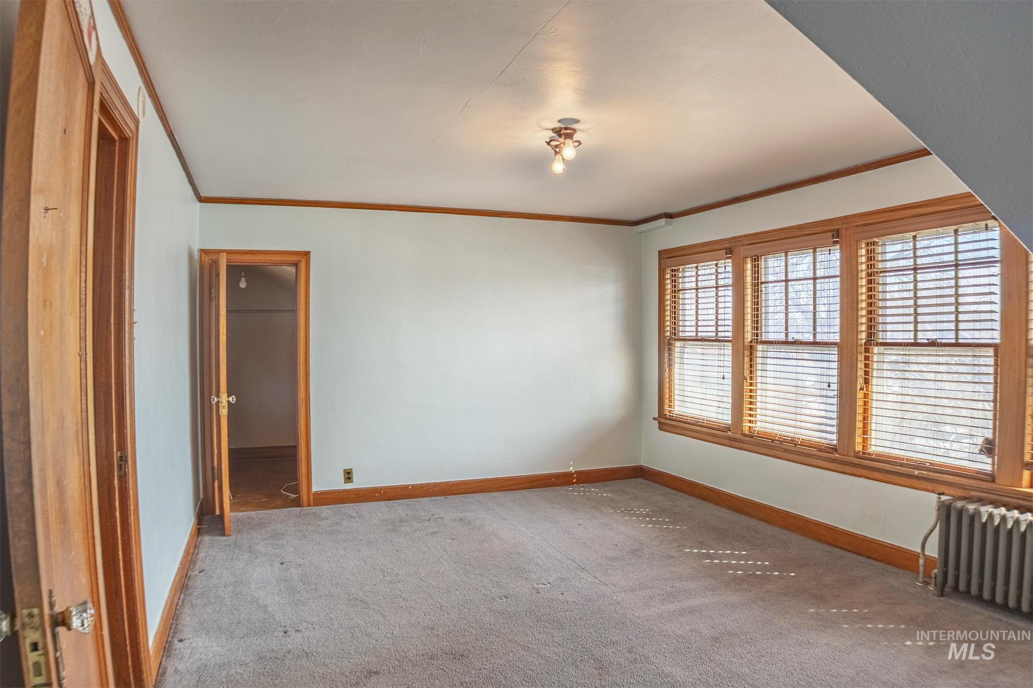 560 Blue Lakes Blvd Property Photo 25