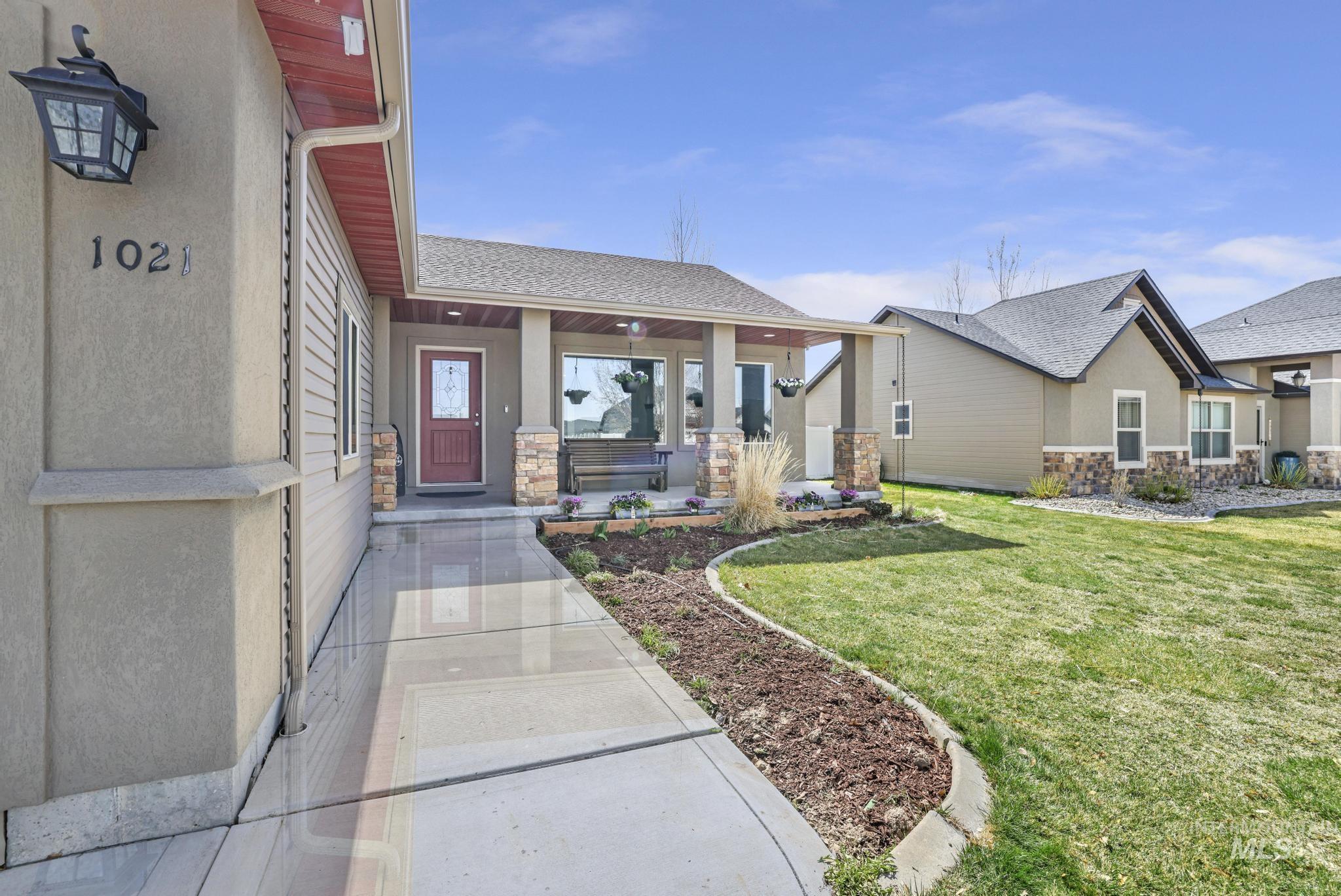 1021 Paintbrush Ave Property Photo 3