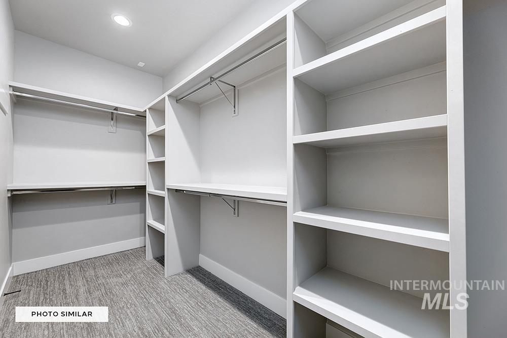 2141 E Thea Dr Property Photo 15