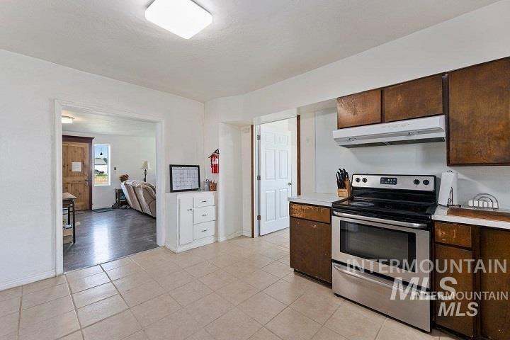 312 Boyd St W Property Photo 13