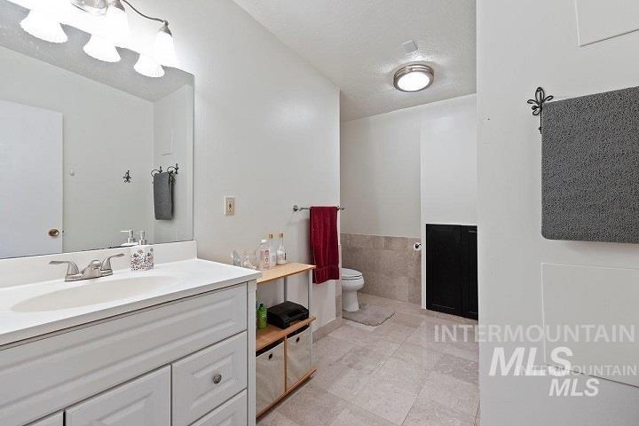 312 Boyd St W Property Photo 22