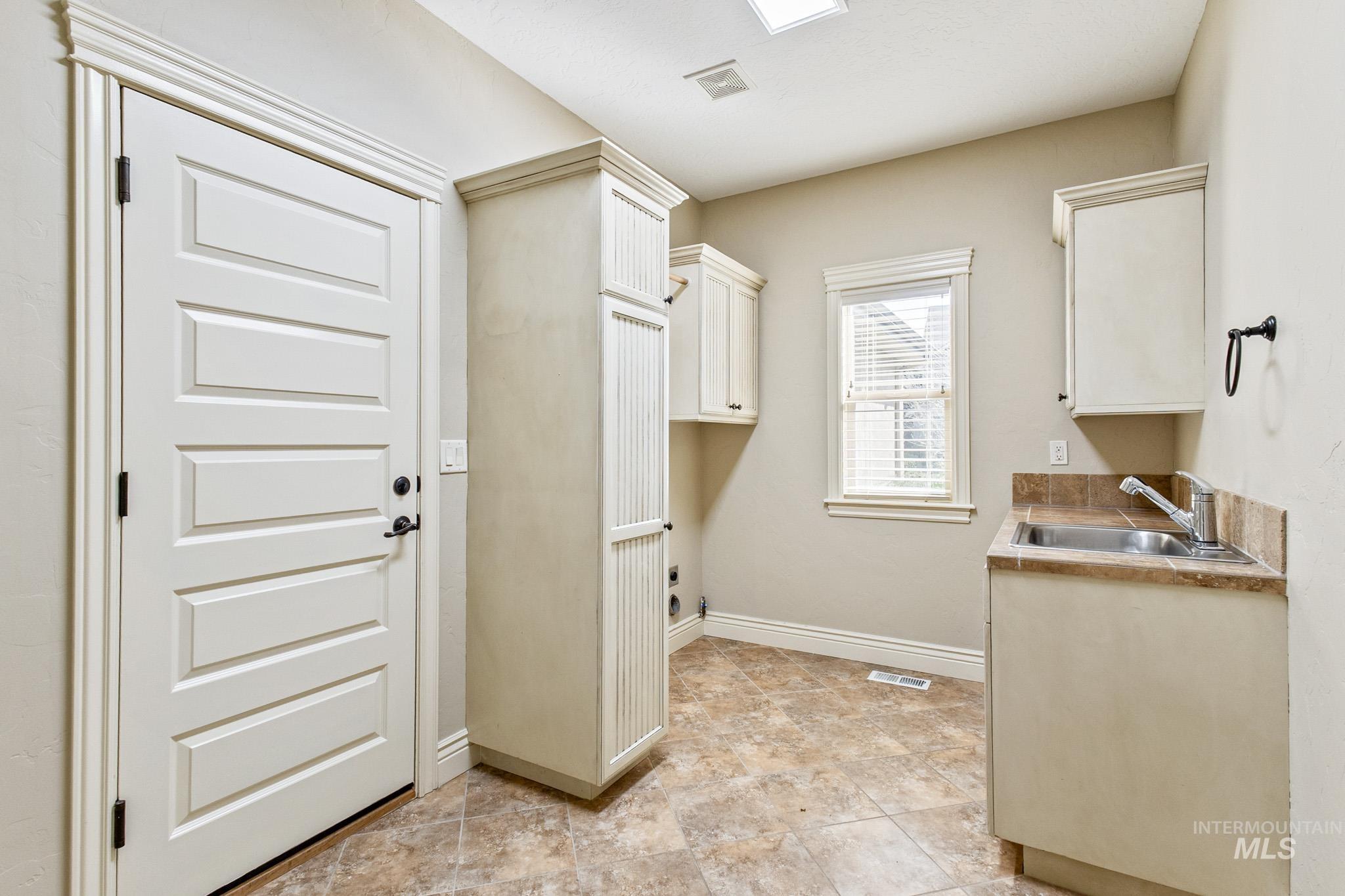 12160 W Pinewood River Lane Property Photo 21