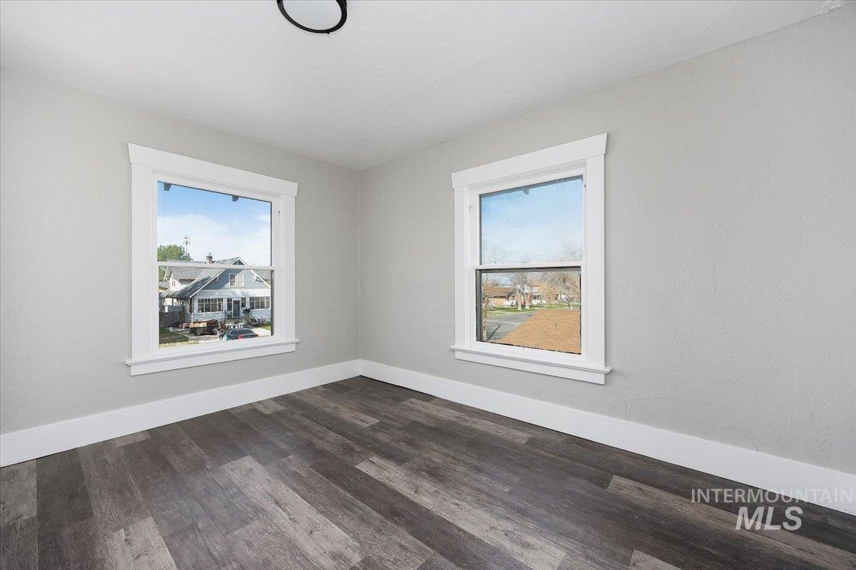 124 8th Avenue North Property Photo 24