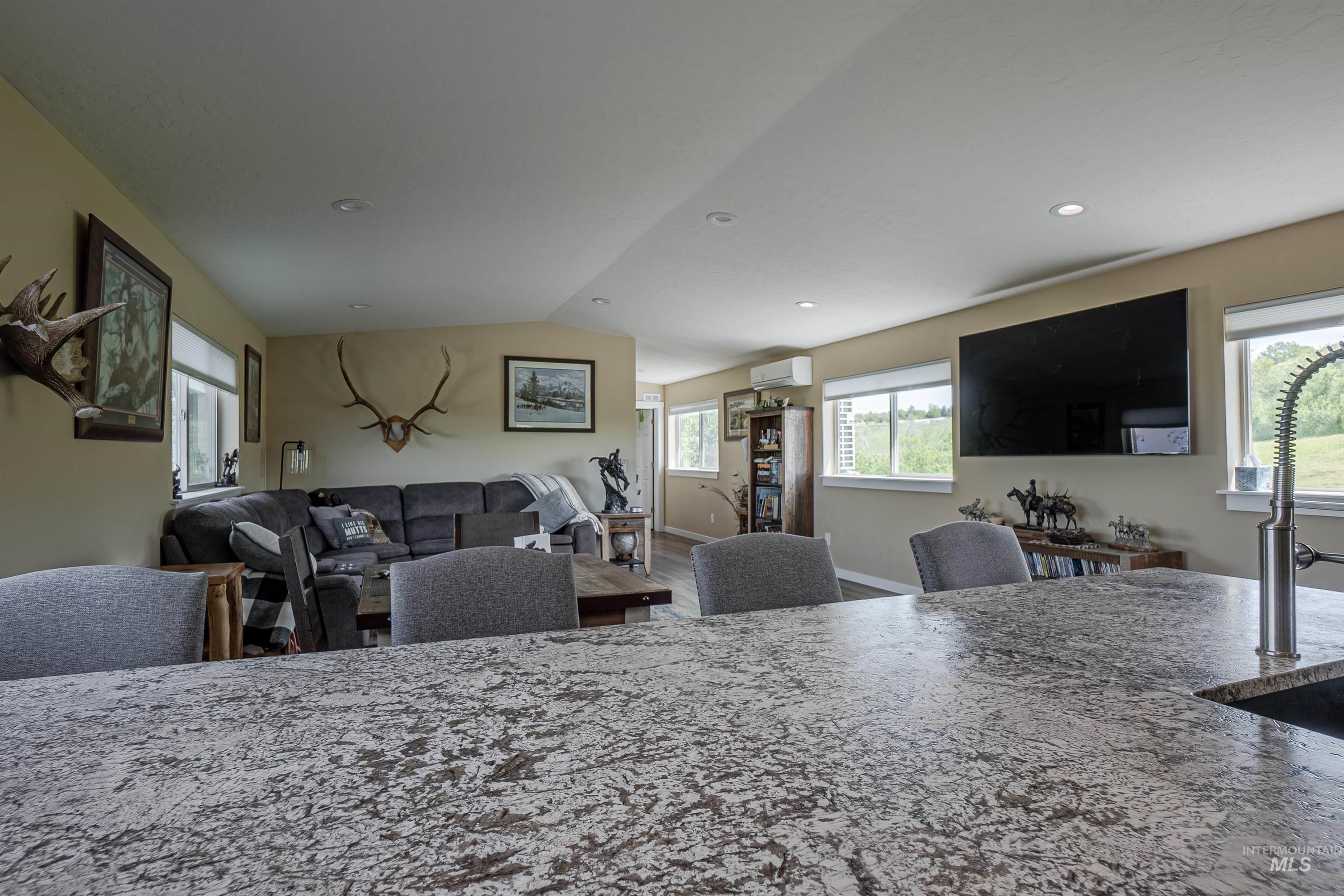 13005 Lake Shore Dr. Property Photo 23