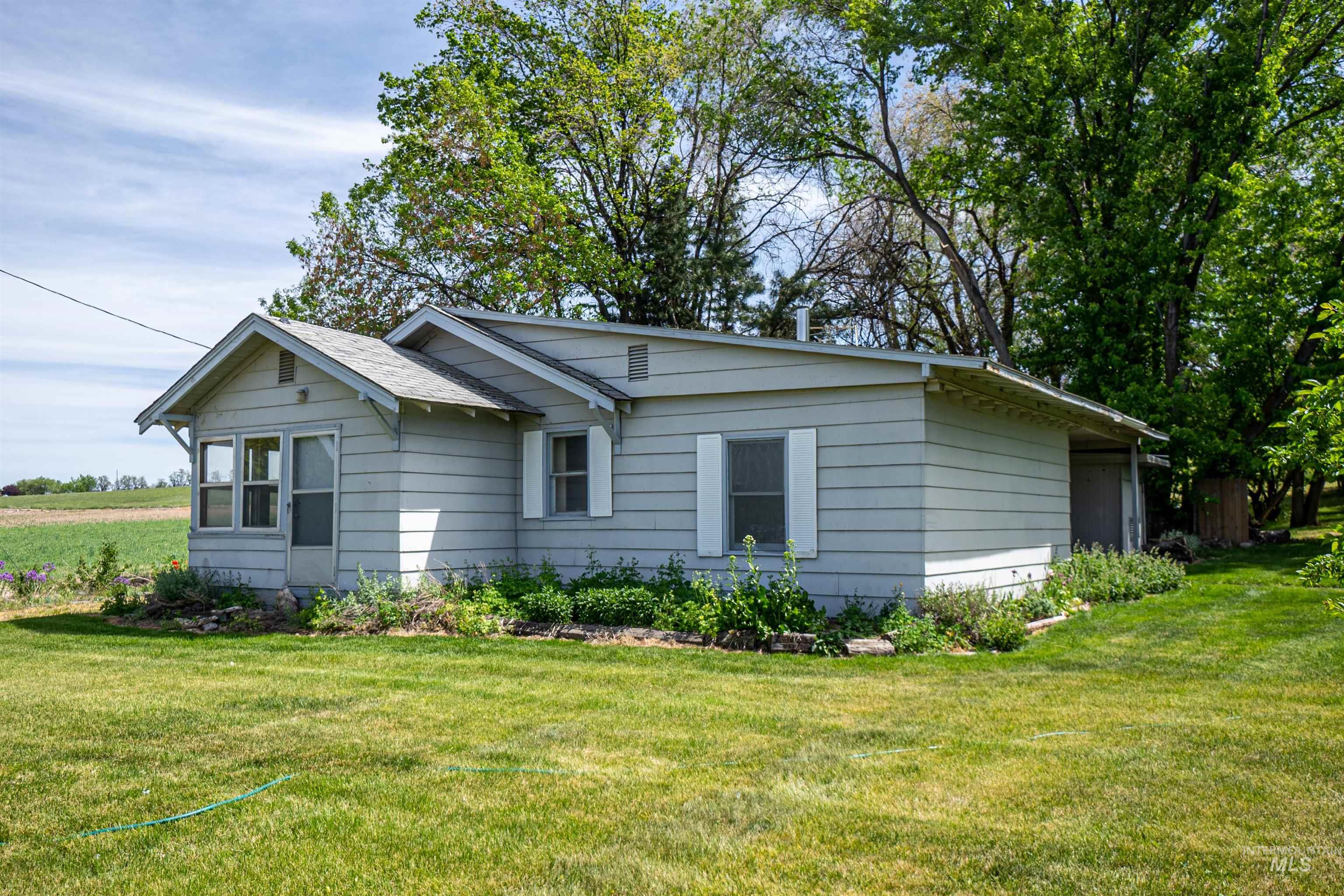 13005 Lake Shore Dr. Property Photo 35