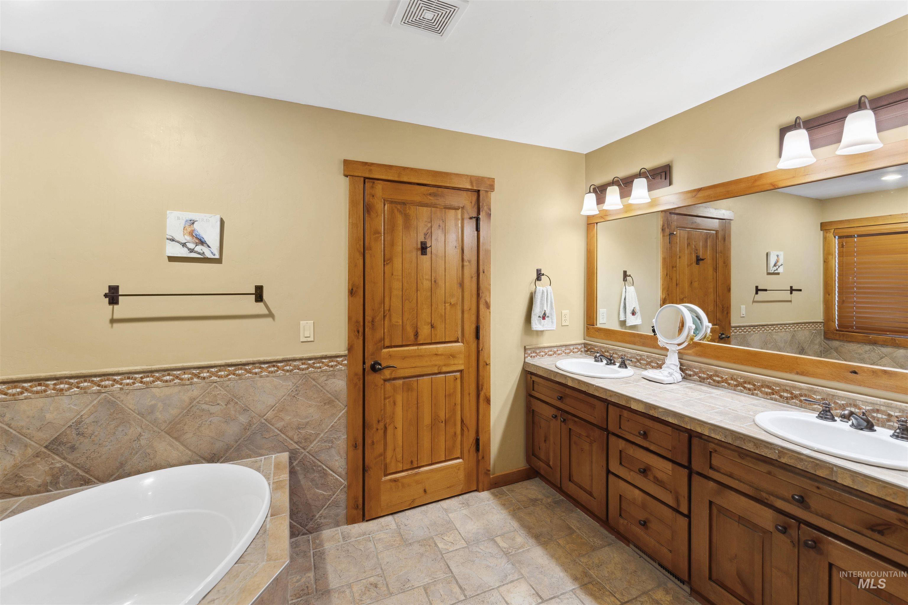 23 Rock Creek Court Property Photo 8