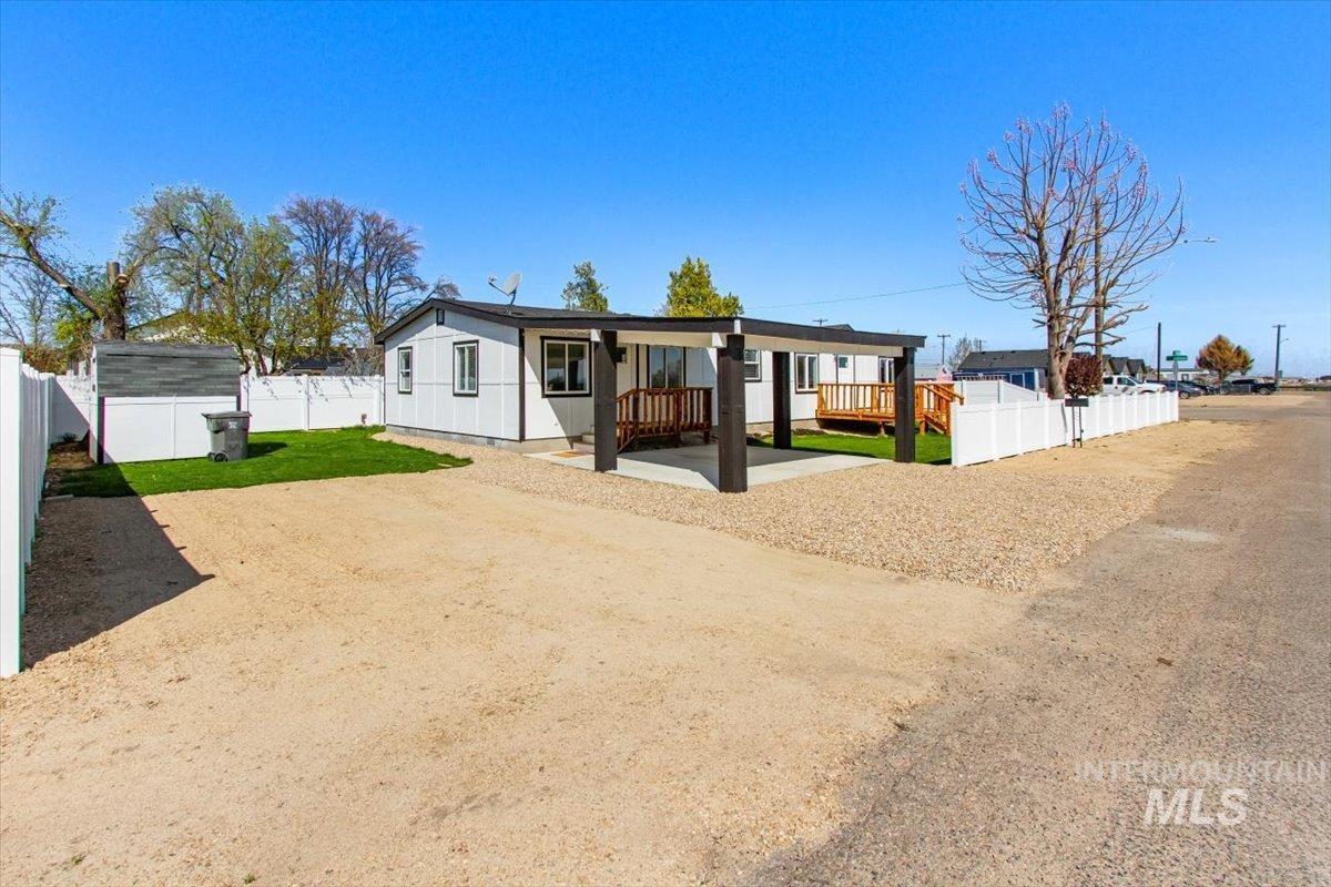 317 1st Street Property Photo