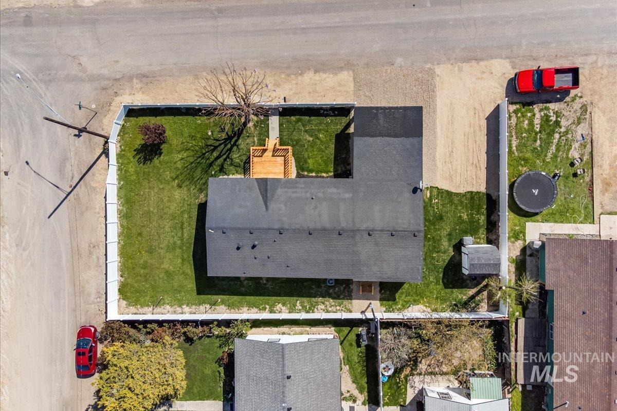 317 1st Street Property Photo 19