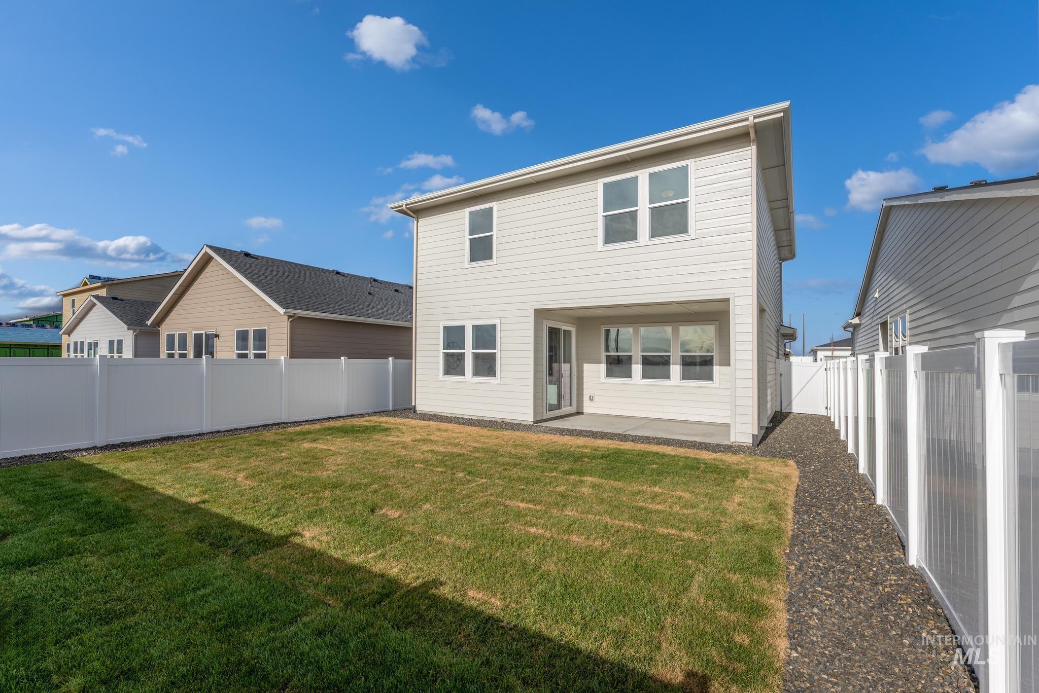 1285 W Regency Ridge Dr Property Photo 2