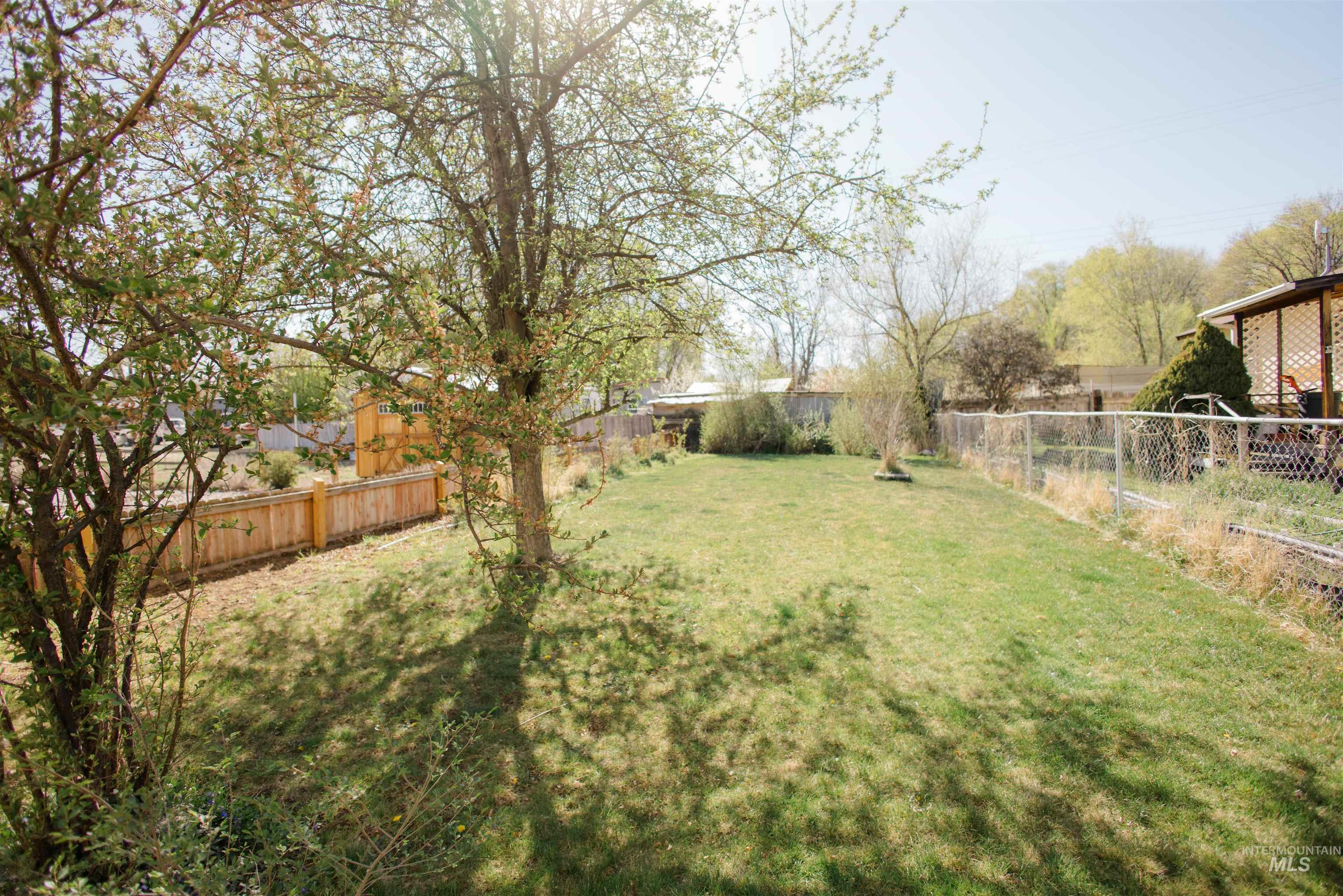 4183 N Meridian Property Photo 27