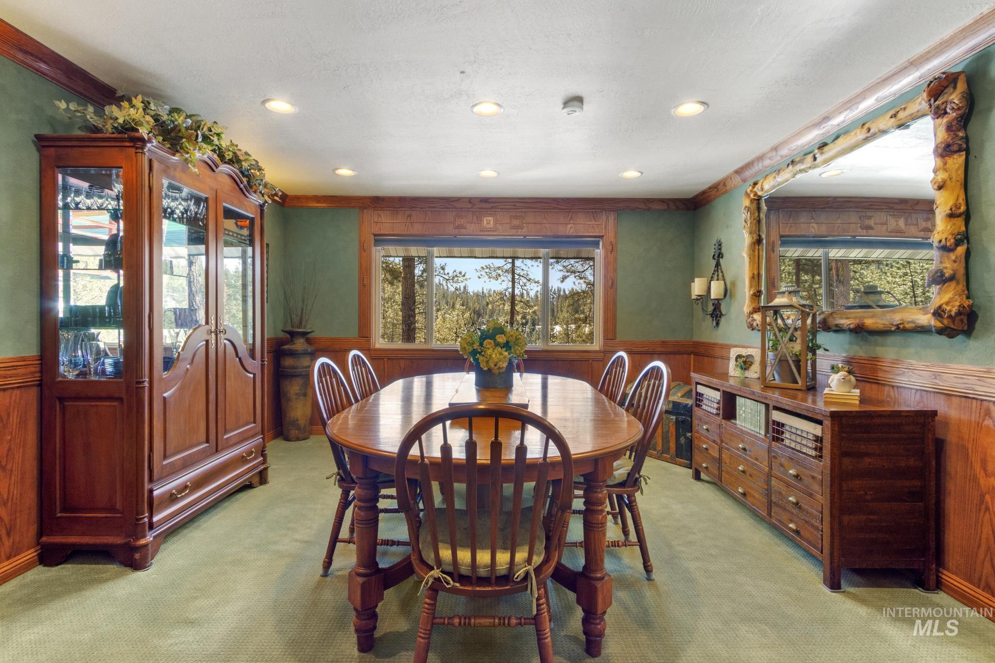 15 Cougar Lane Property Photo 8