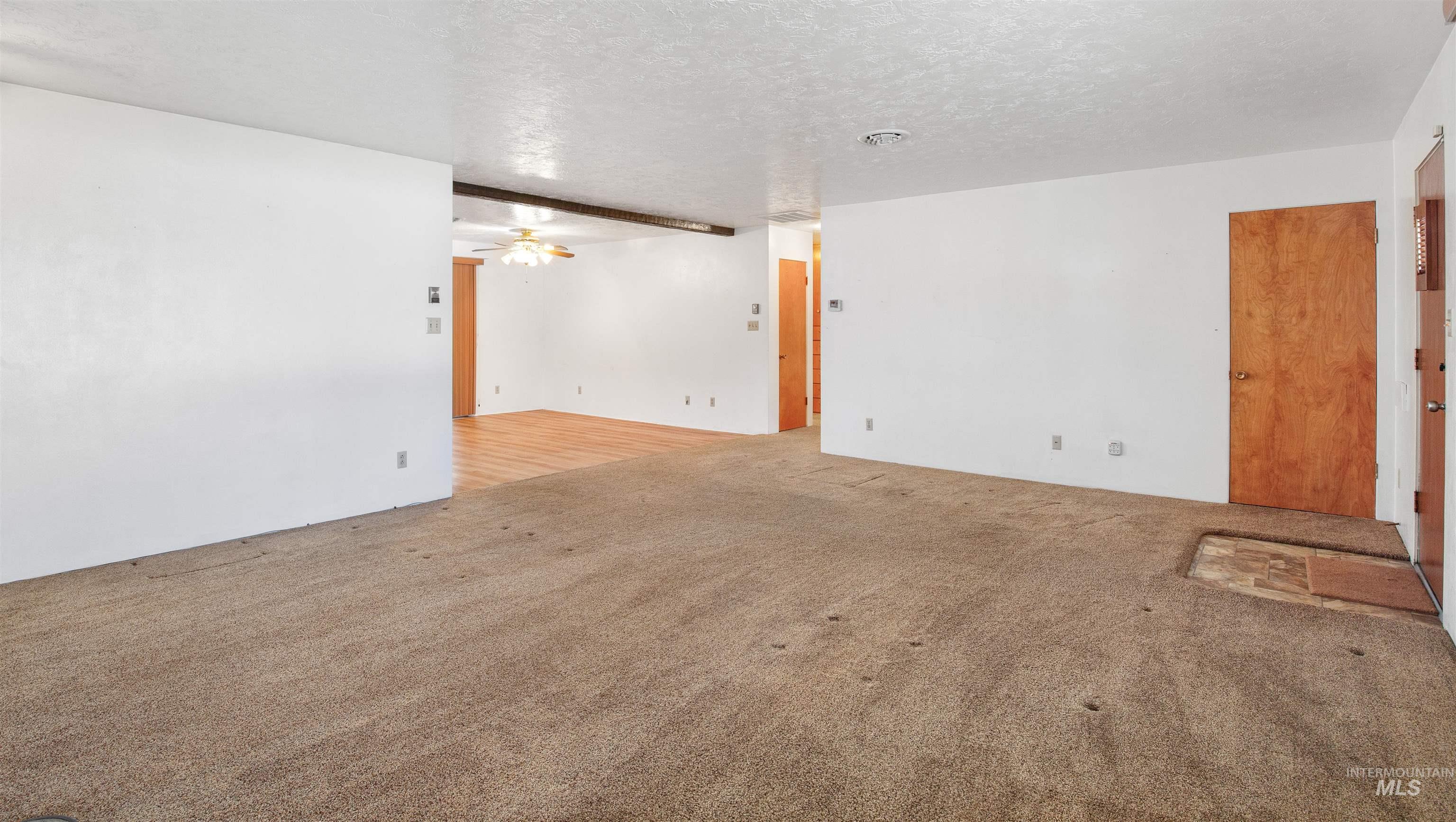 1019 Birch St Property Photo 11