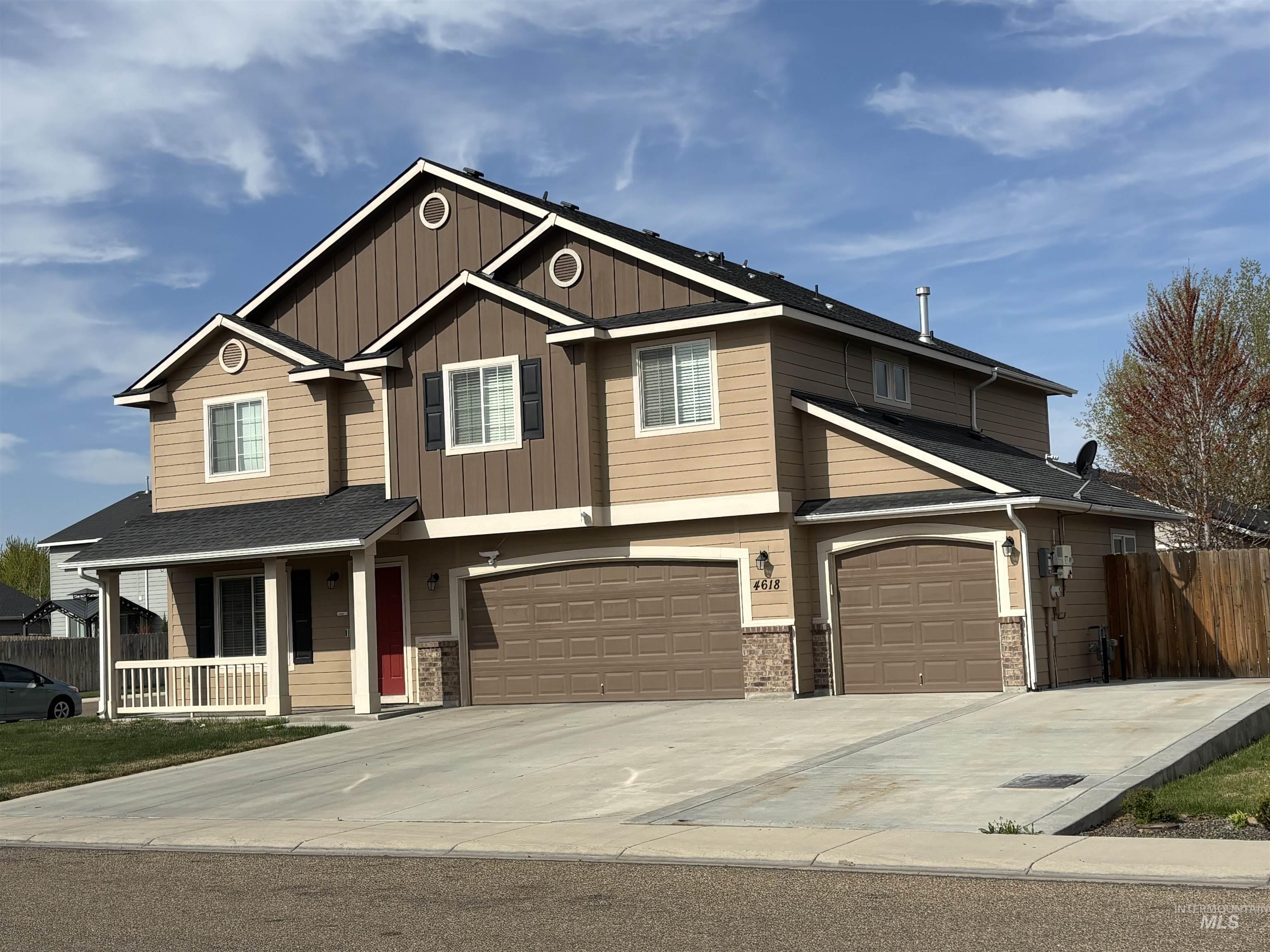 4618 Braeburn Property Photo 2