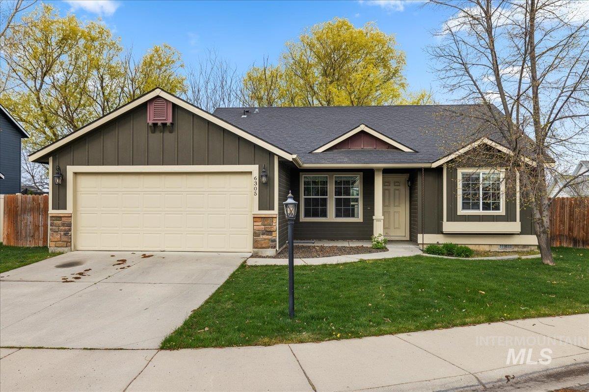 6305 N Silver Elm Way Property Photo 1