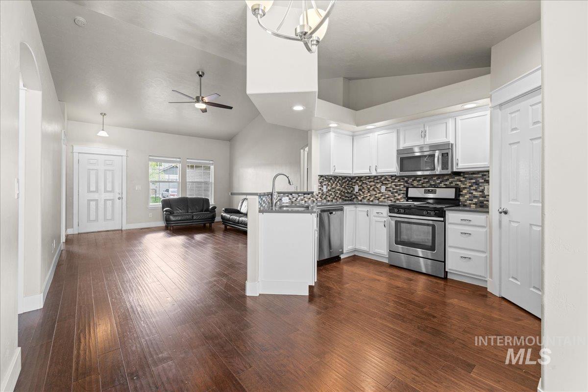 6305 N Silver Elm Way Property Photo 15