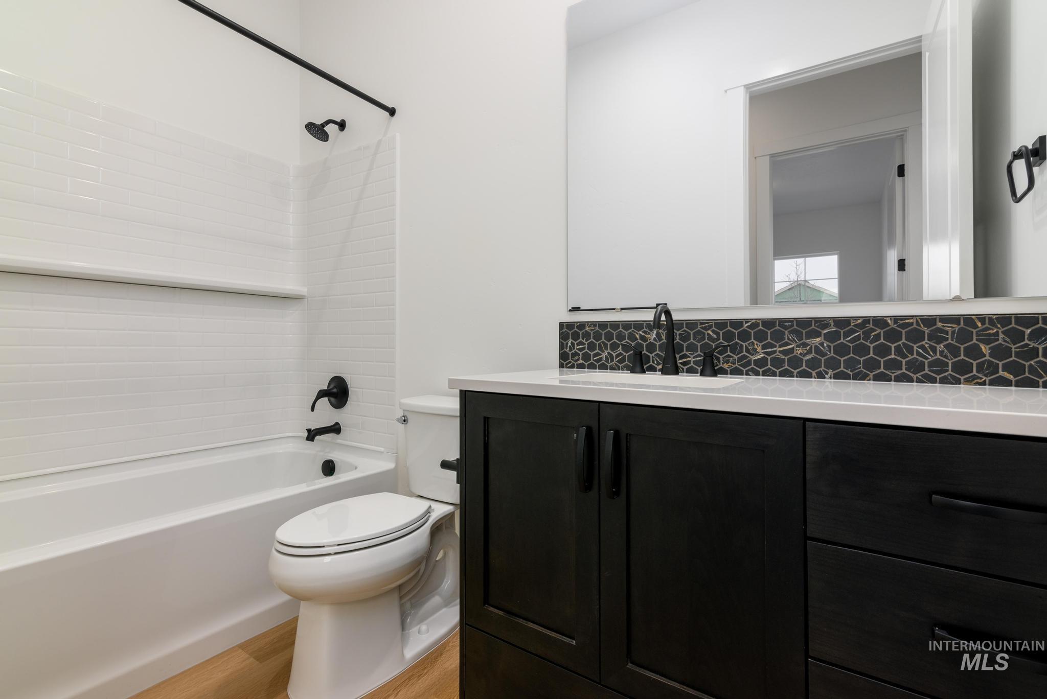 8572 W Chamblee St Property Photo 19