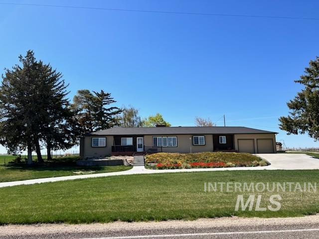 7387 Lynwood Rd. Property Photo 2