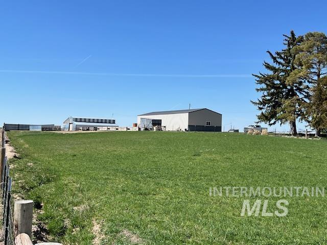 7387 Lynwood Rd. Property Photo 4